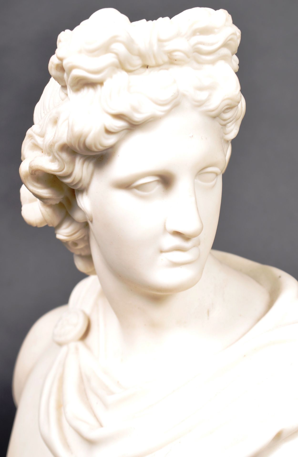 19TH CENTURY PARIAN BUST OF APOLLO - Image 3 of 7