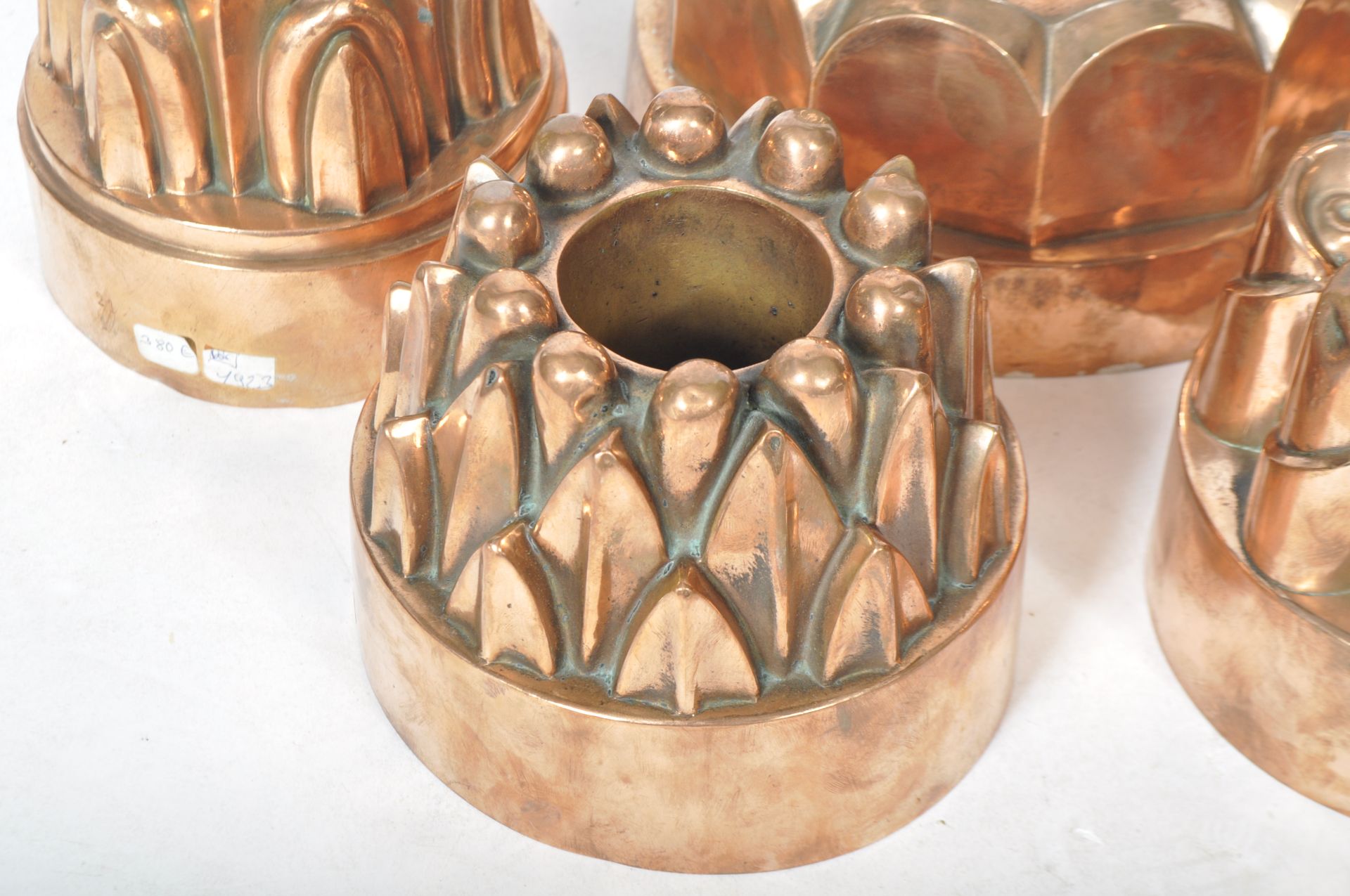 COLLECTION OF LARGE VICTORIAN COPPER JELLY MOULDS - Image 8 of 9