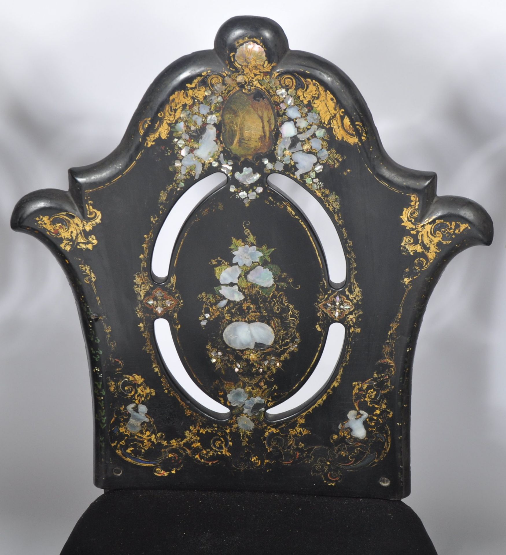 MATCHING SET OF FOUR 19TH CENTURY CHINOISERIE DINING CHAIRS - Image 3 of 8