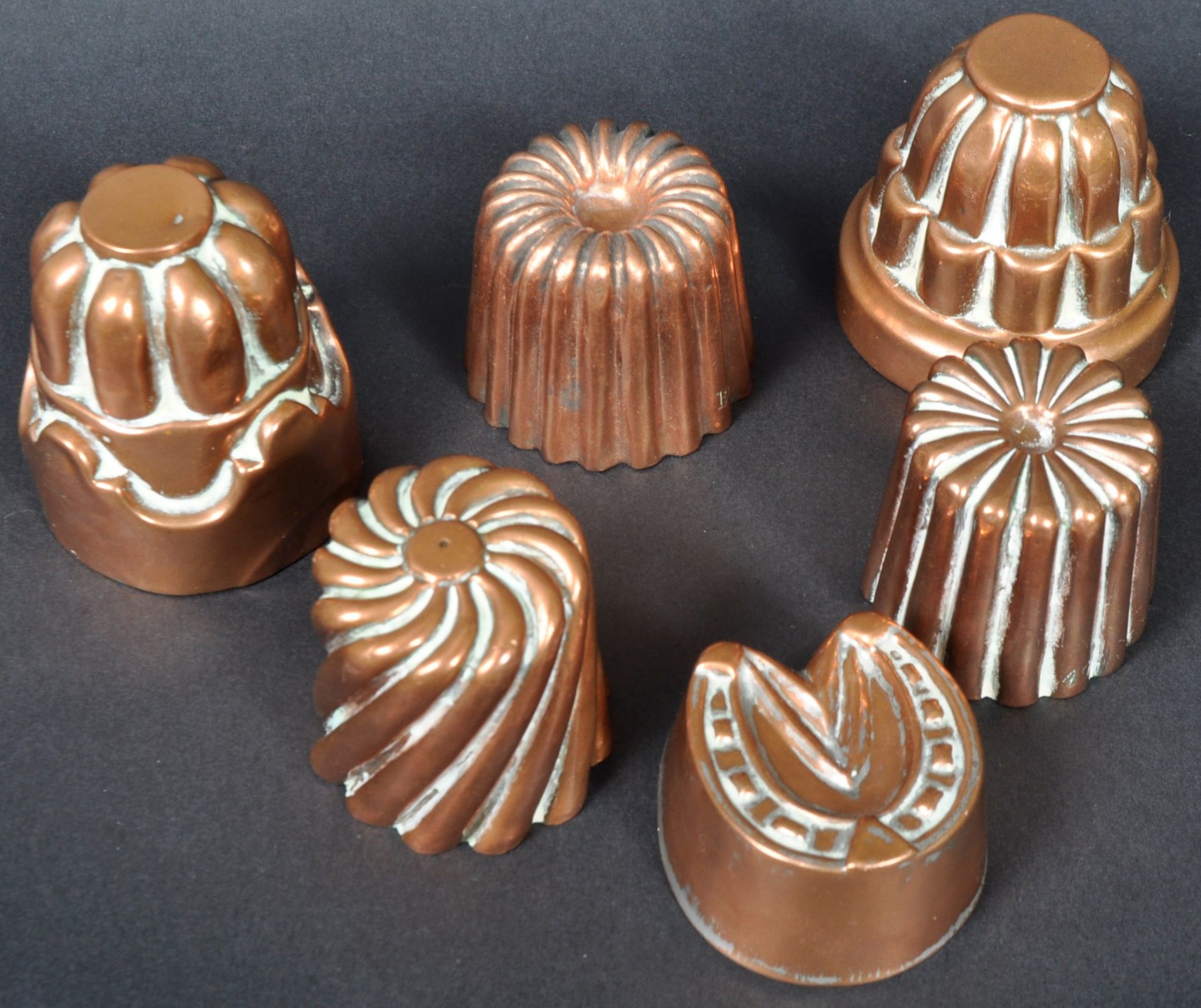 JELLY MOULDS - COLLECTION OF VICTORIAN COPPER MINIATURE MOULDS - Image 2 of 9