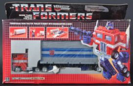 VINTAGE HASBRO TRANSFORMERS AUTOBOT OPTIMUS PRIME G1 BOXED