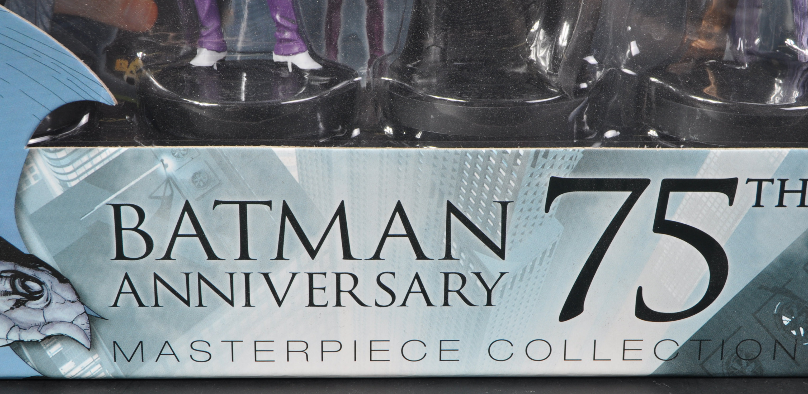BATMAN - EAGLEMOSS COLLECTIONS BATMAN 75TH ANNIVERSARY SET - Image 4 of 6