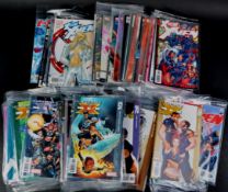 MARVEL COMICS - XTREME XMEN / ULTIMATE X-MEN - COMIC BOOKS