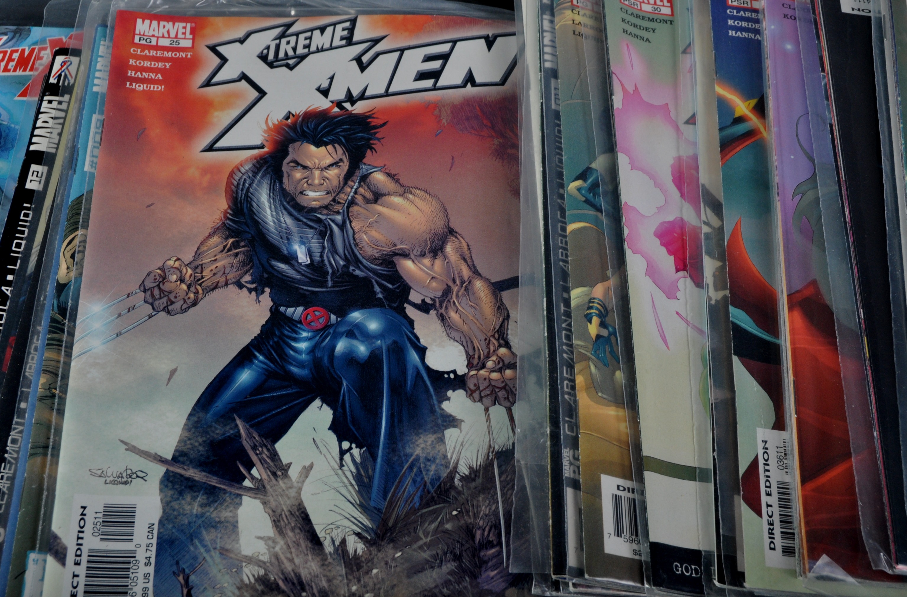 MARVEL COMICS - XTREME XMEN / ULTIMATE X-MEN - COMIC BOOKS - Image 7 of 7