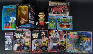 COLLECTION OF ASSORTED RETRO TOYS AND ACTION FIGURES