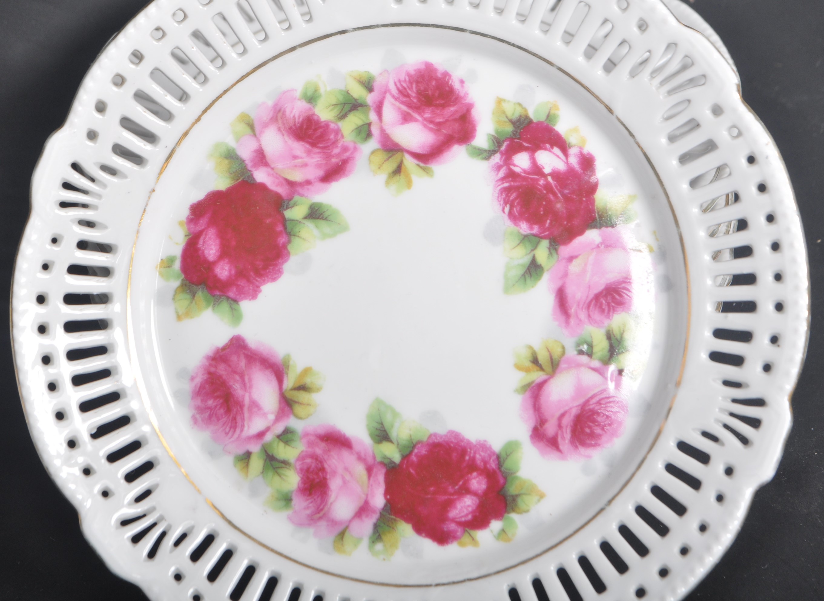 COLLECTION OF STAFFORDSHIRE - LIMOGES - CHANTILLY FINE CHINA - Image 3 of 6