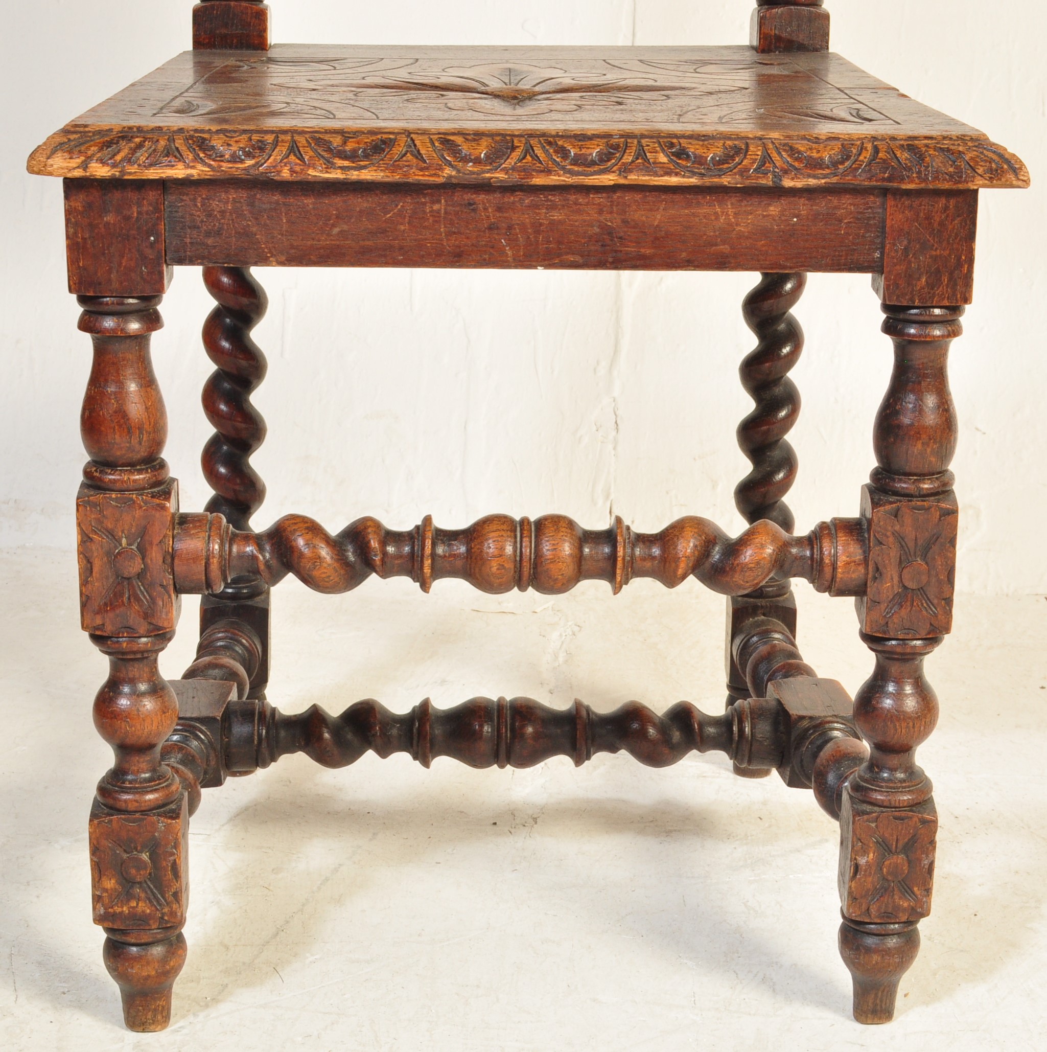 19THE CENTURY CONTINENTAL MAHOGANY CARVED HALL CHAIR - Image 4 of 7