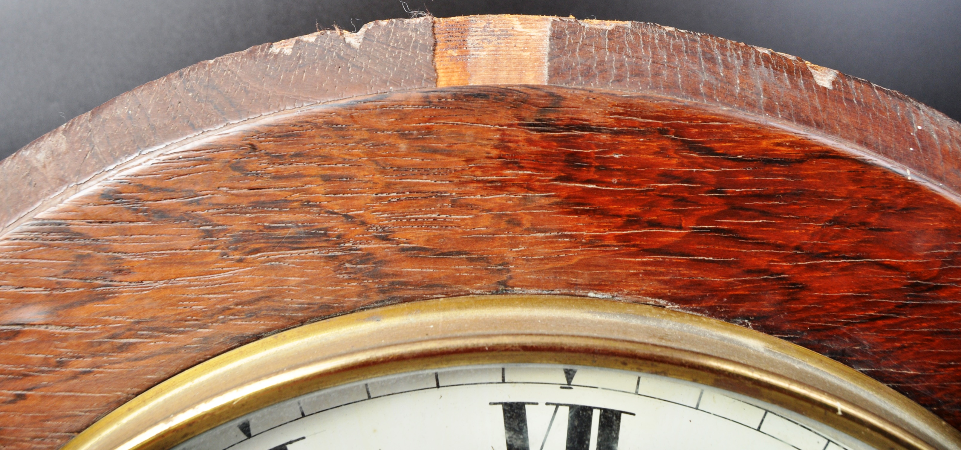 19TH CENTURY VICTORIAN ROSEWOOD CIRCULAR WALL CLOCK - Image 4 of 8