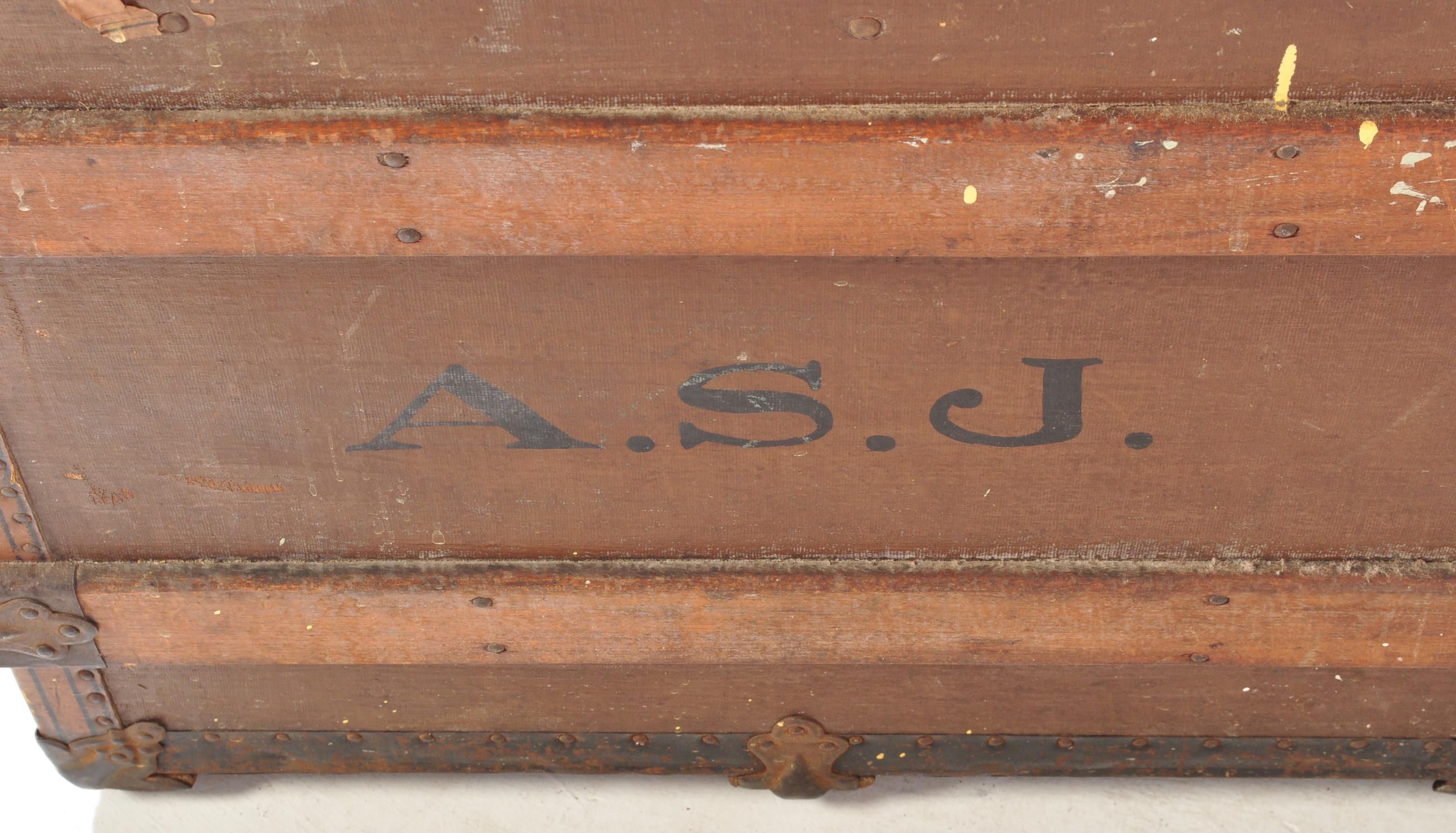 19TH CENTURY VICTORIAN CANVAS & WOODEN BOUND TRUNK - Image 5 of 7