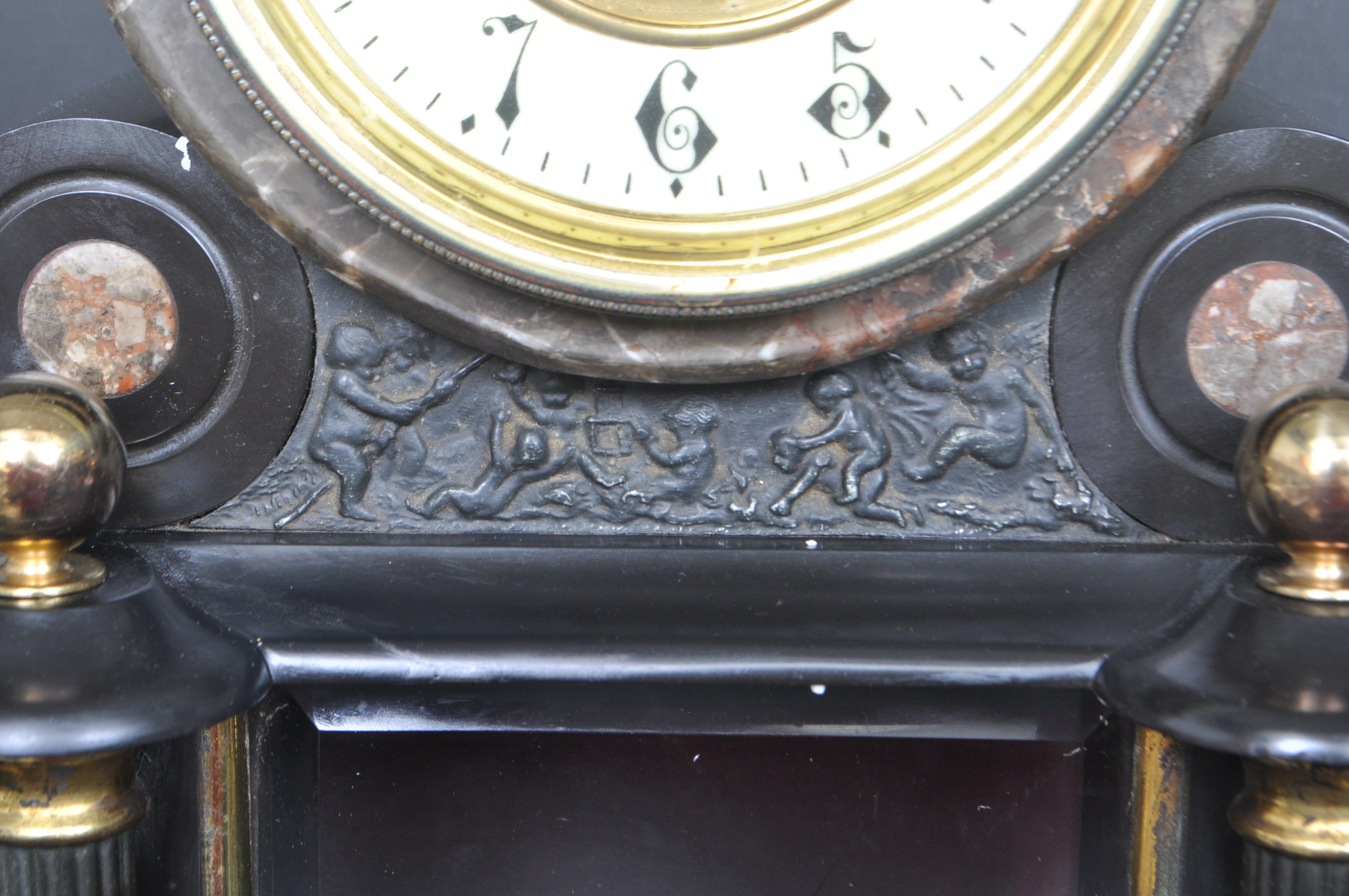 19TH CENTURY CLASSICAL SLATE MANTLE CLOCK - Image 3 of 7