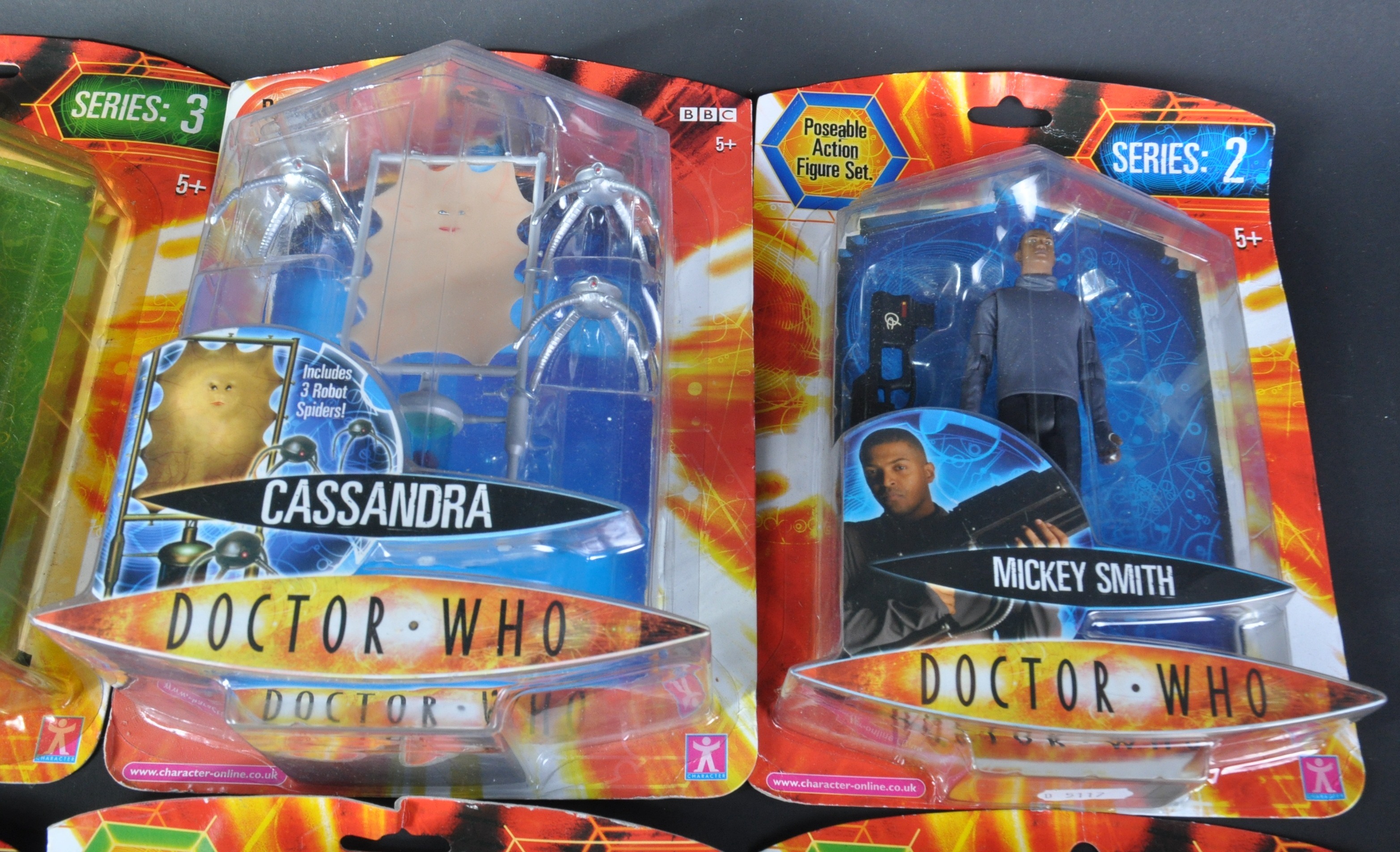 DOCTOR WHO - CHARACTER OPTIONS - COLLECTION OF ACTION FIGURES - Image 4 of 5