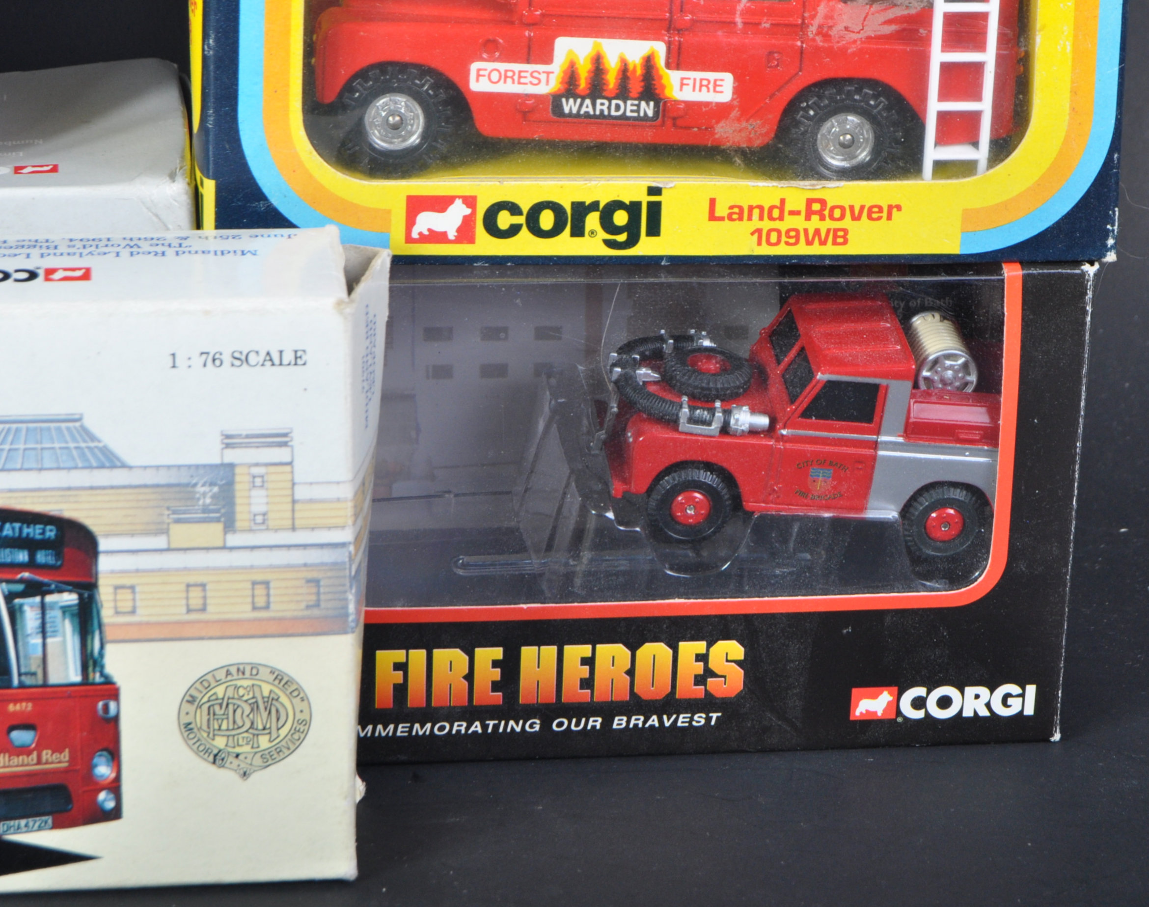 COLLECTION OF ASSORTED CORGI DIECAST MODEL VEHICLES - Image 6 of 7