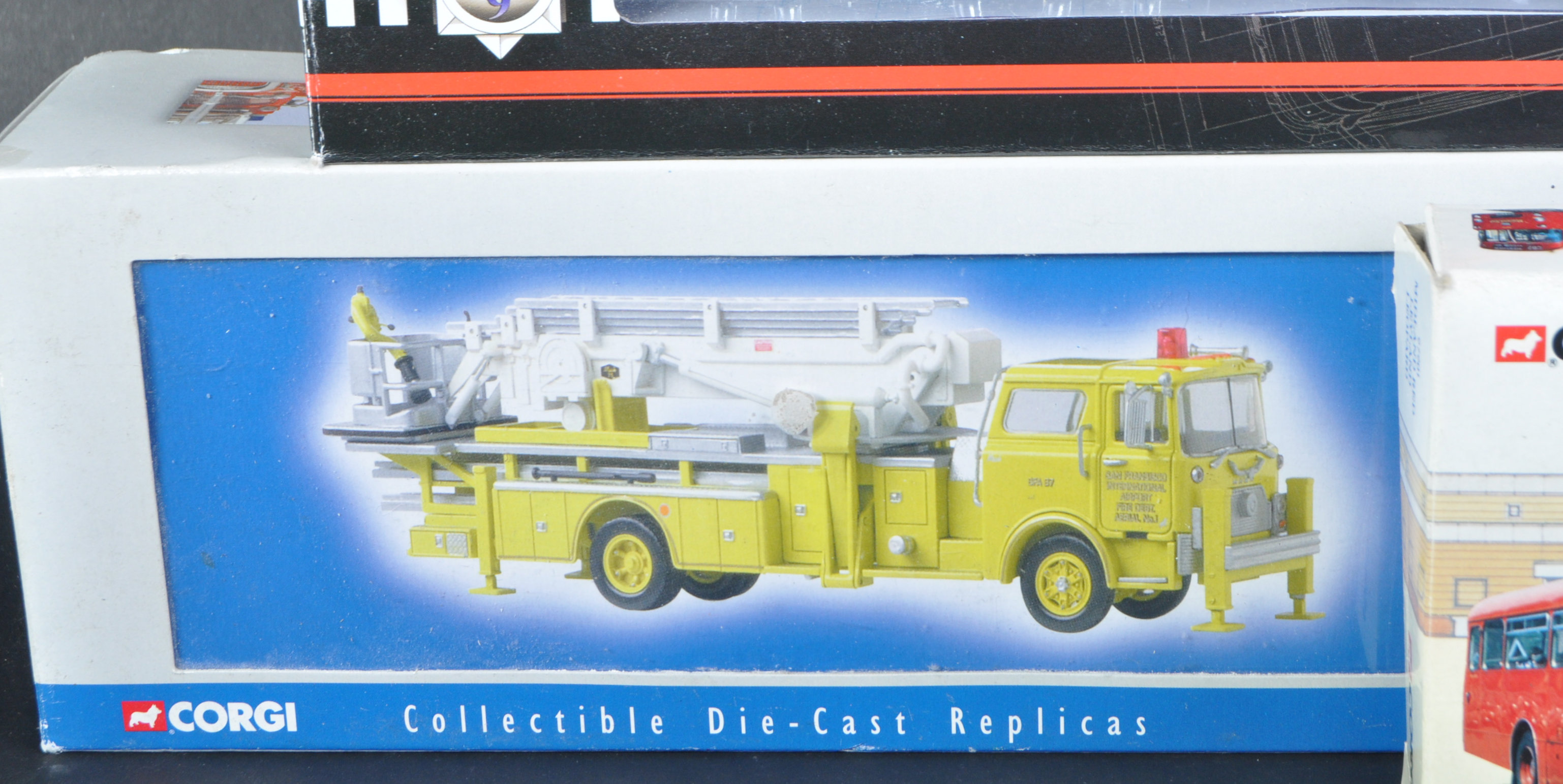 COLLECTION OF ASSORTED CORGI DIECAST MODEL VEHICLES - Image 4 of 7