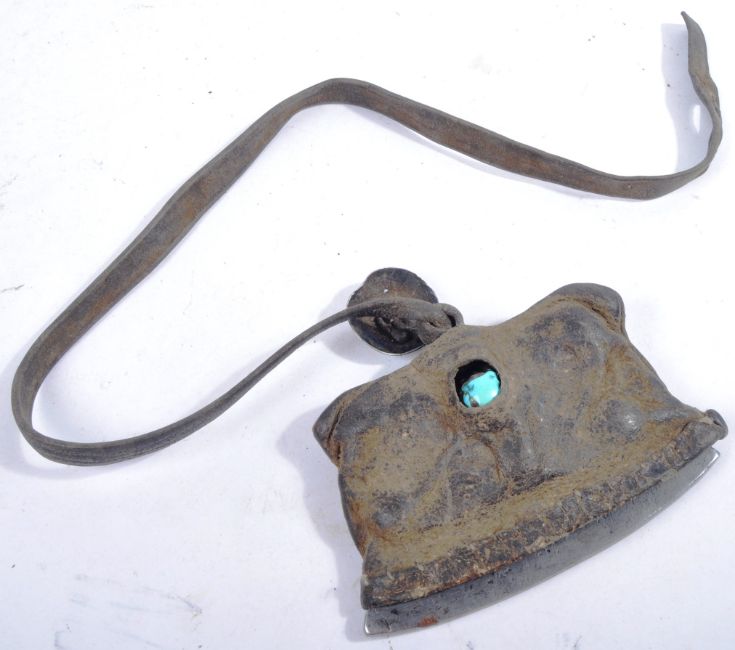 19TH CENTURY TIBETAN TINDER CUTTER'S POUCH / CHUCK MUCK - Image 4 of 4