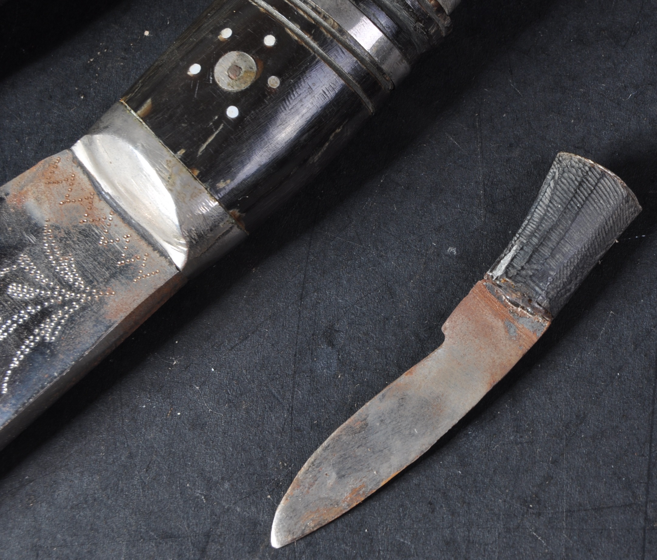VINTAGE 20TH CENTURY GURKHA REGIMENT KUKRI KNIFE - Image 2 of 9