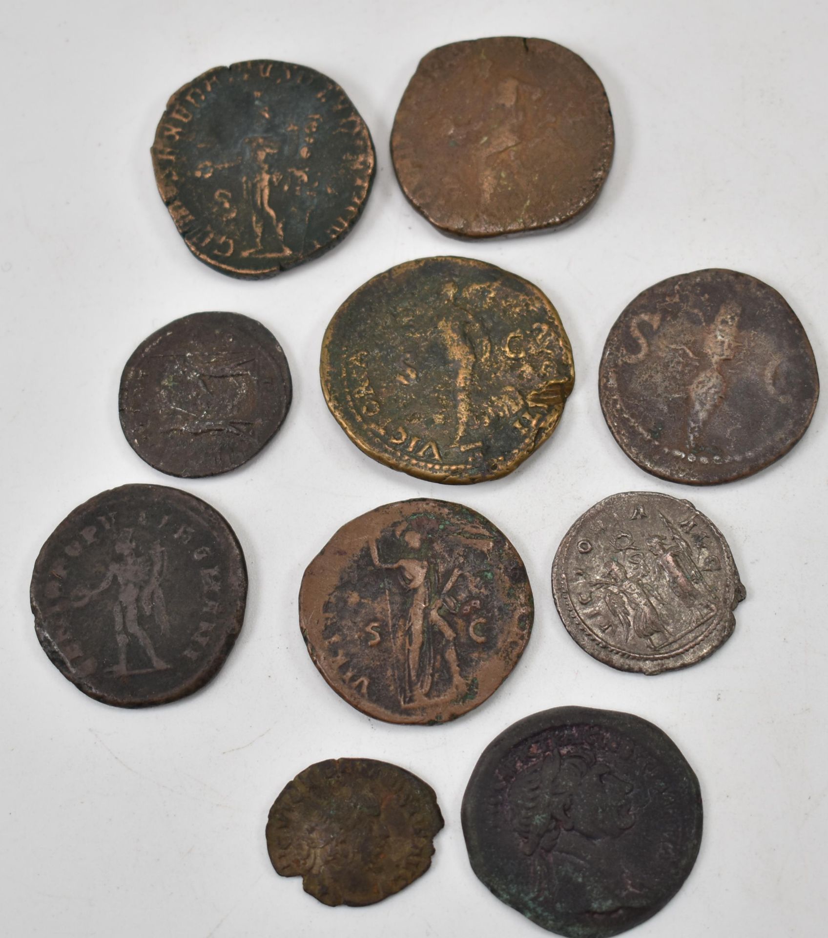 COLLECTION OF ANCIENT ROMAN IMPERIAL COINS - Image 4 of 4