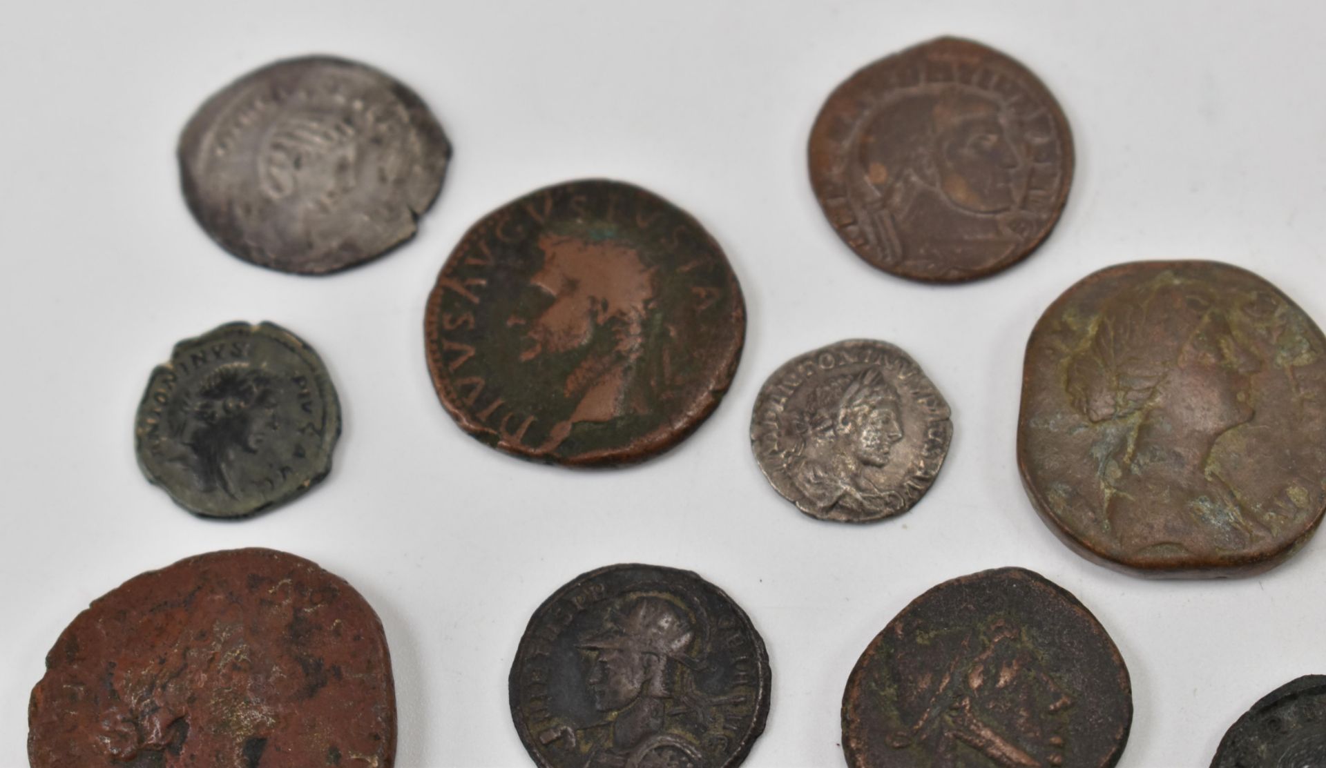 COLLECTION OF 14 ANCIENT ROMAN COINS - Image 2 of 4