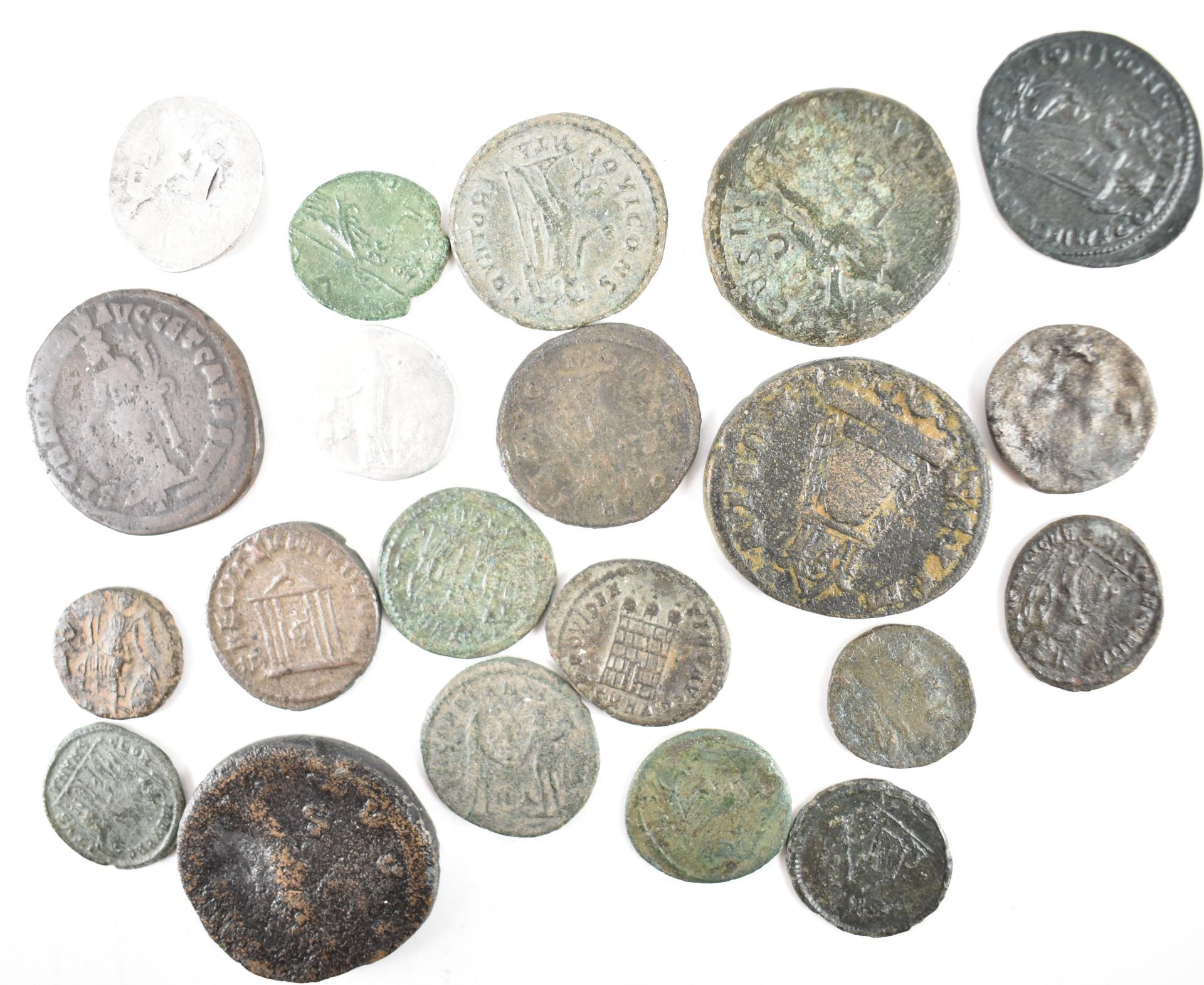 COLLECTION OF ROMAN IMPERIAL AND CELTIC COINS - Image 5 of 5