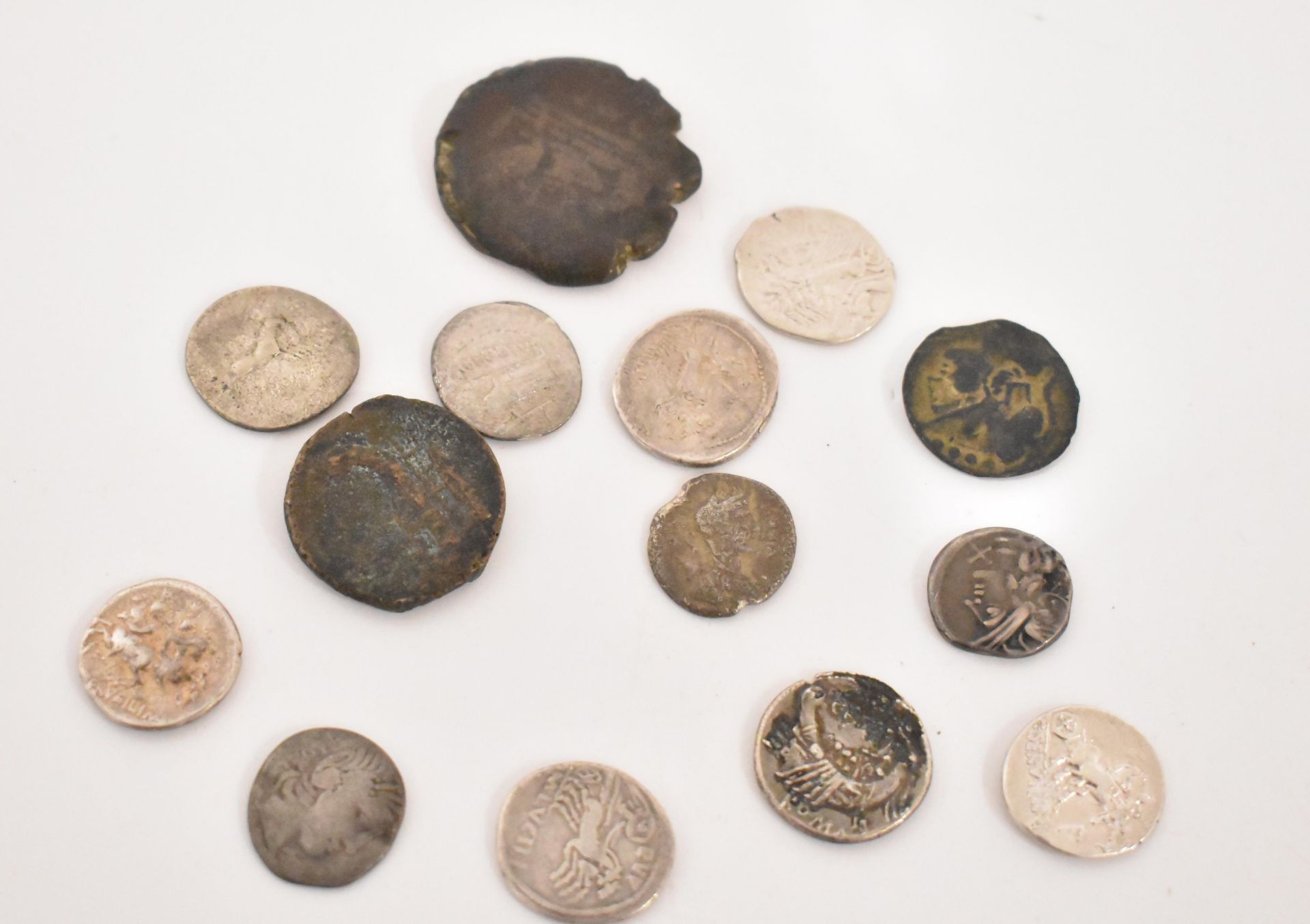 COLLECTION OF 13 ANCIENT ROMAN REPUBLIC SILVER AND OTHER COINS - Image 3 of 4