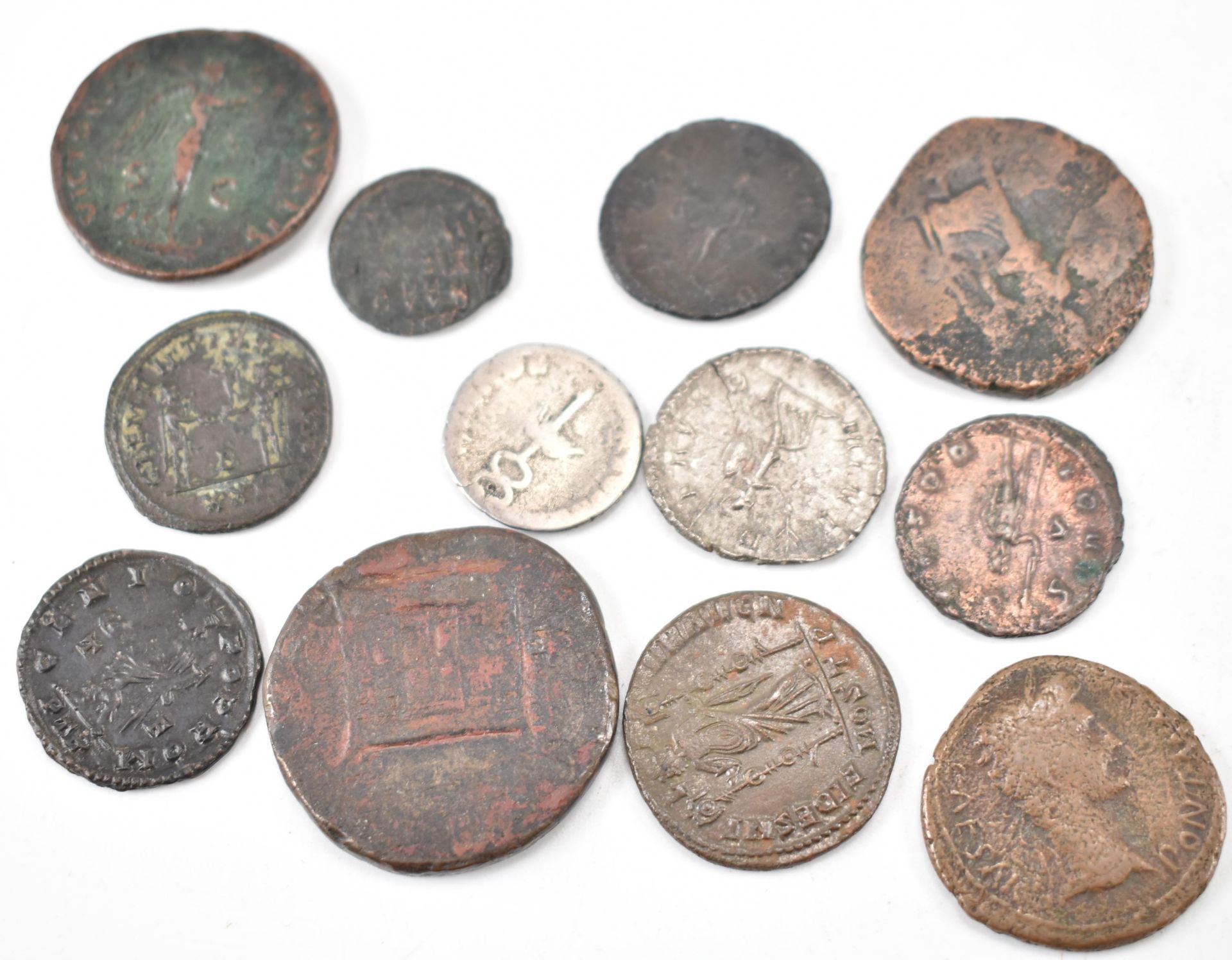 COLLECTION OF TWELVE ROMAN IMPERIAL COINS - Image 4 of 4