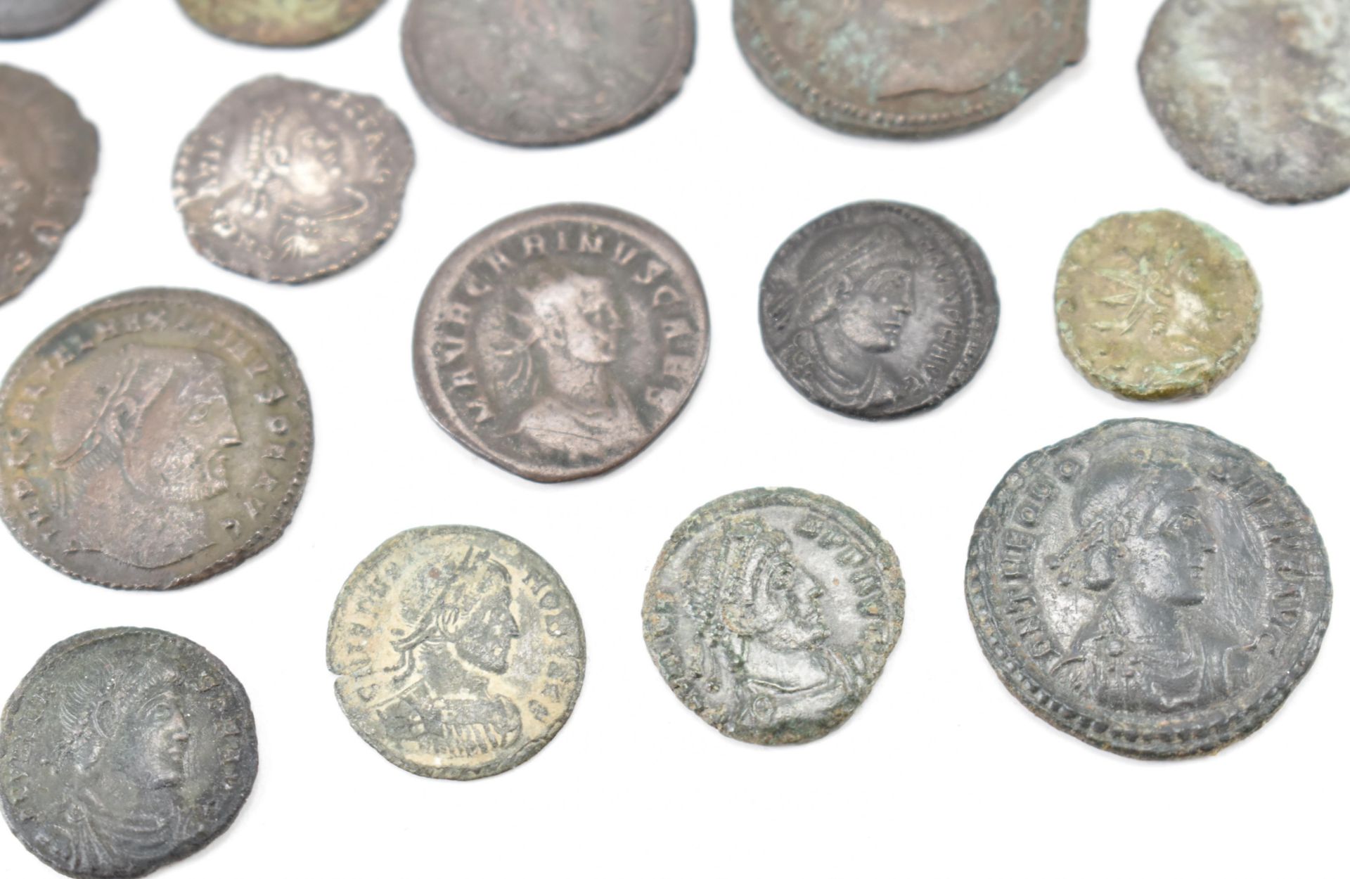 COLLECTION OF TWENTY ROMAN IMPERIAL COINS - Image 3 of 4