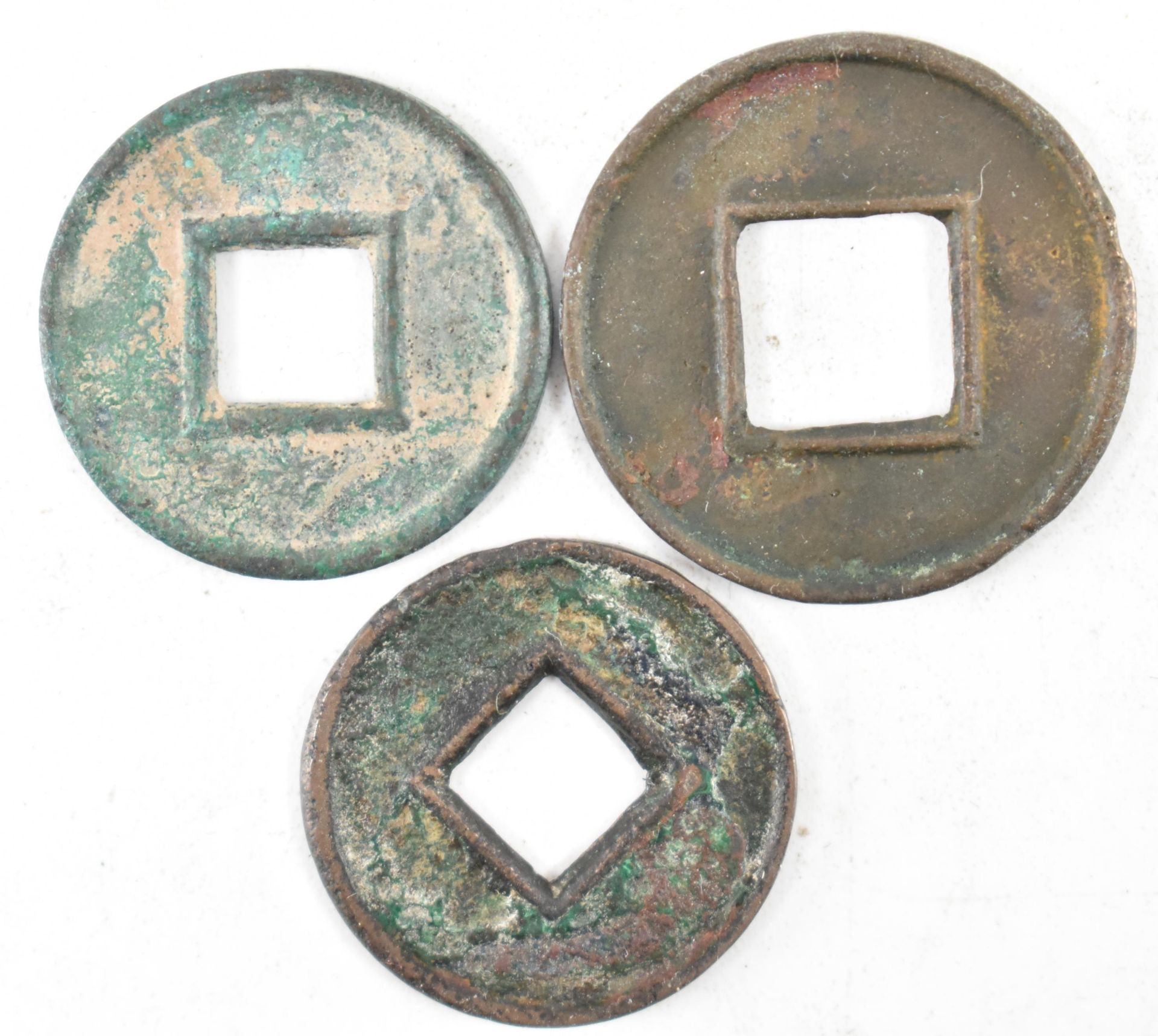 THREE ANCIENT CHINESE WANG MANG COINS - Image 2 of 2