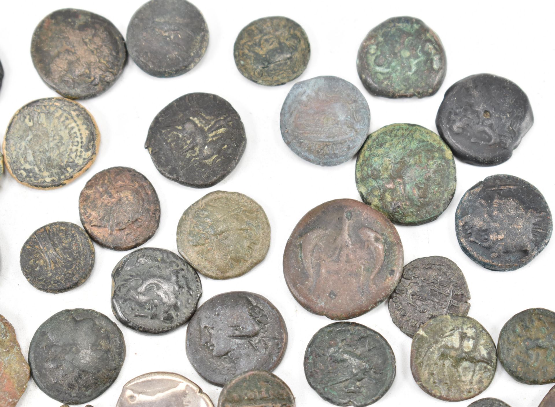 COLLECTION OF ANCIENT ROMAN AND GREEK COINAGE - Image 2 of 6