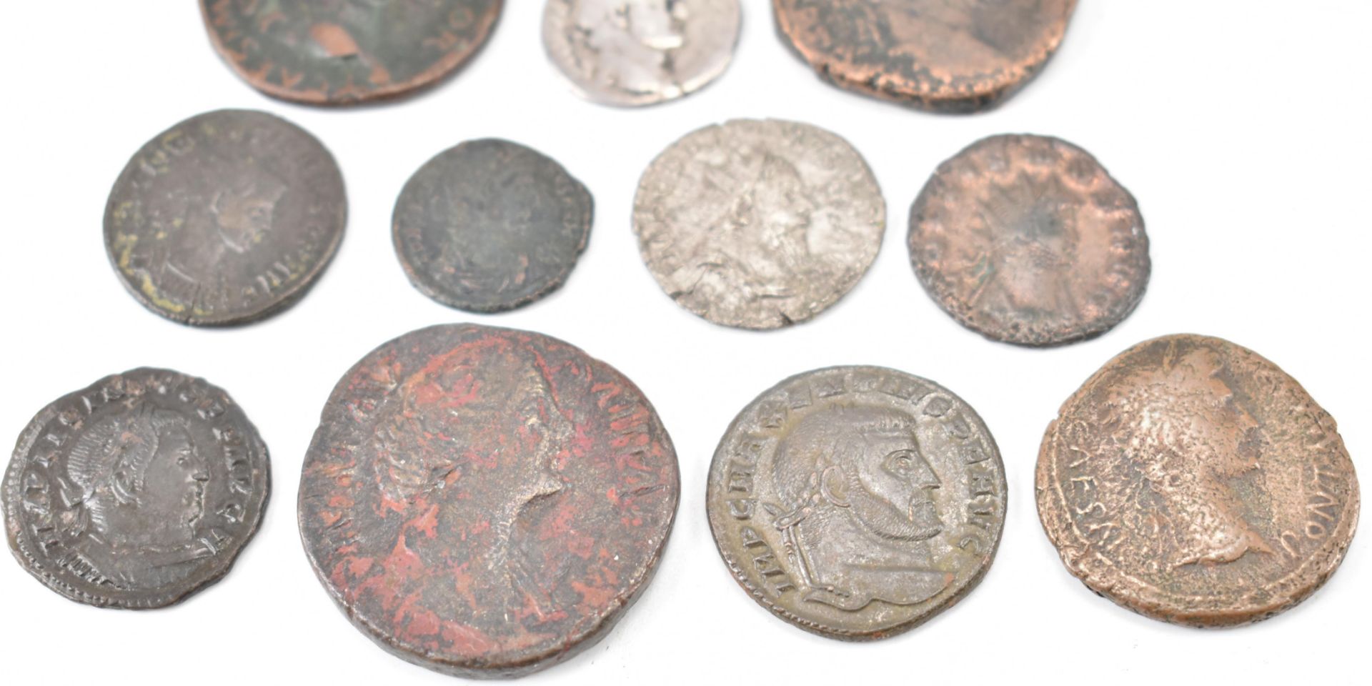 COLLECTION OF TWELVE ROMAN IMPERIAL COINS - Image 3 of 4