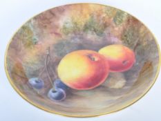 ROYAL WORCESTER - SIGNED HAND PAINTED FRUIT DISH