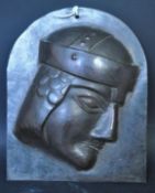 EARLY 20TH CENTURY KNIGHT WALL PLAQUE