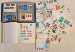 COLLECTION OF VINTAGE 20TH CENTURY UK AND INTERNATIONAL STAMPS