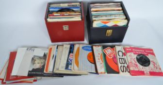 LARGE COLLECTION OF VINTAGE 20TH CENTURY 45RPM VINYL RECORDS