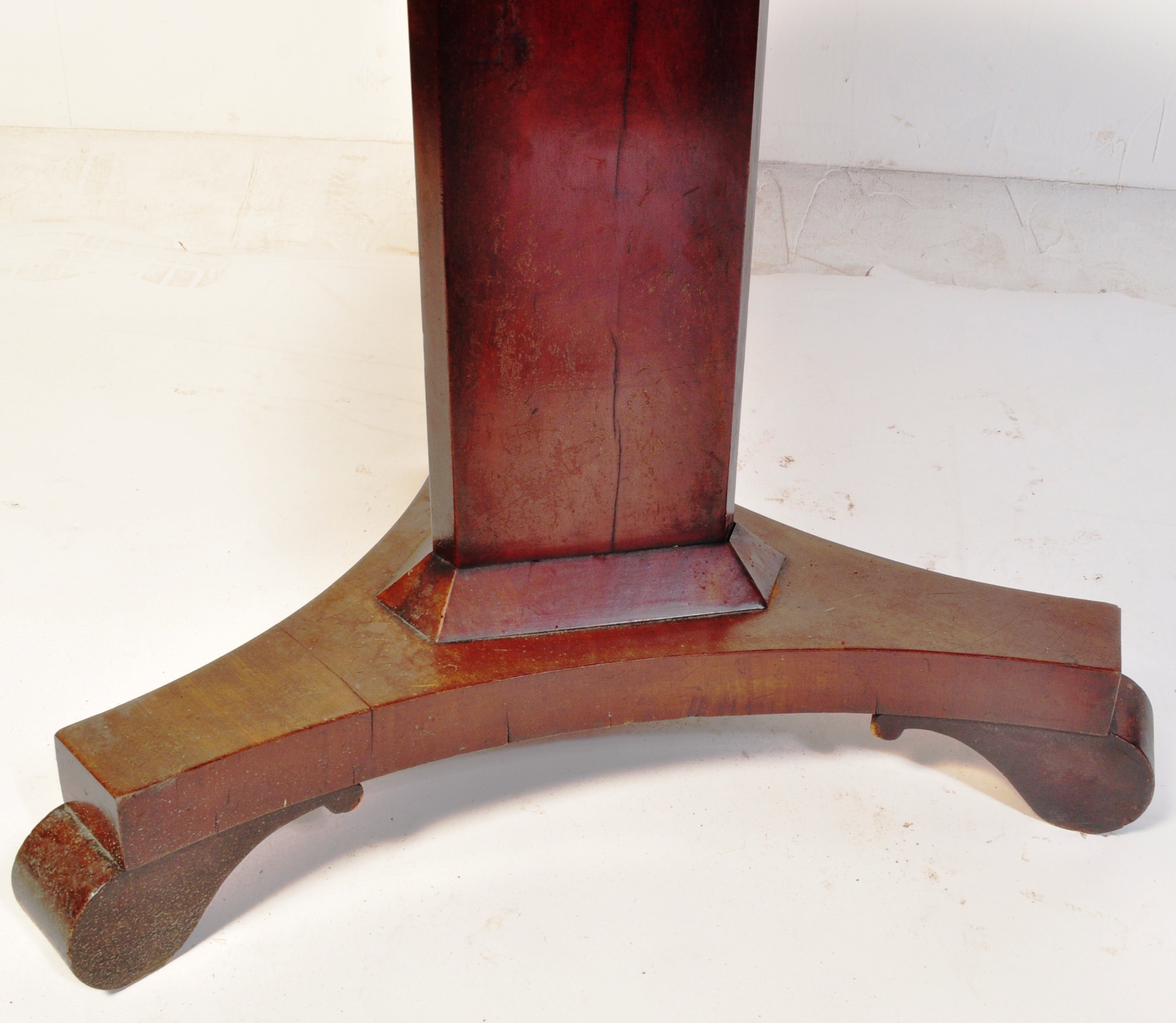 19TH CENTURY WILLIAM IV ROSEWOOD TILT TOP LOO TABLE - Image 4 of 7