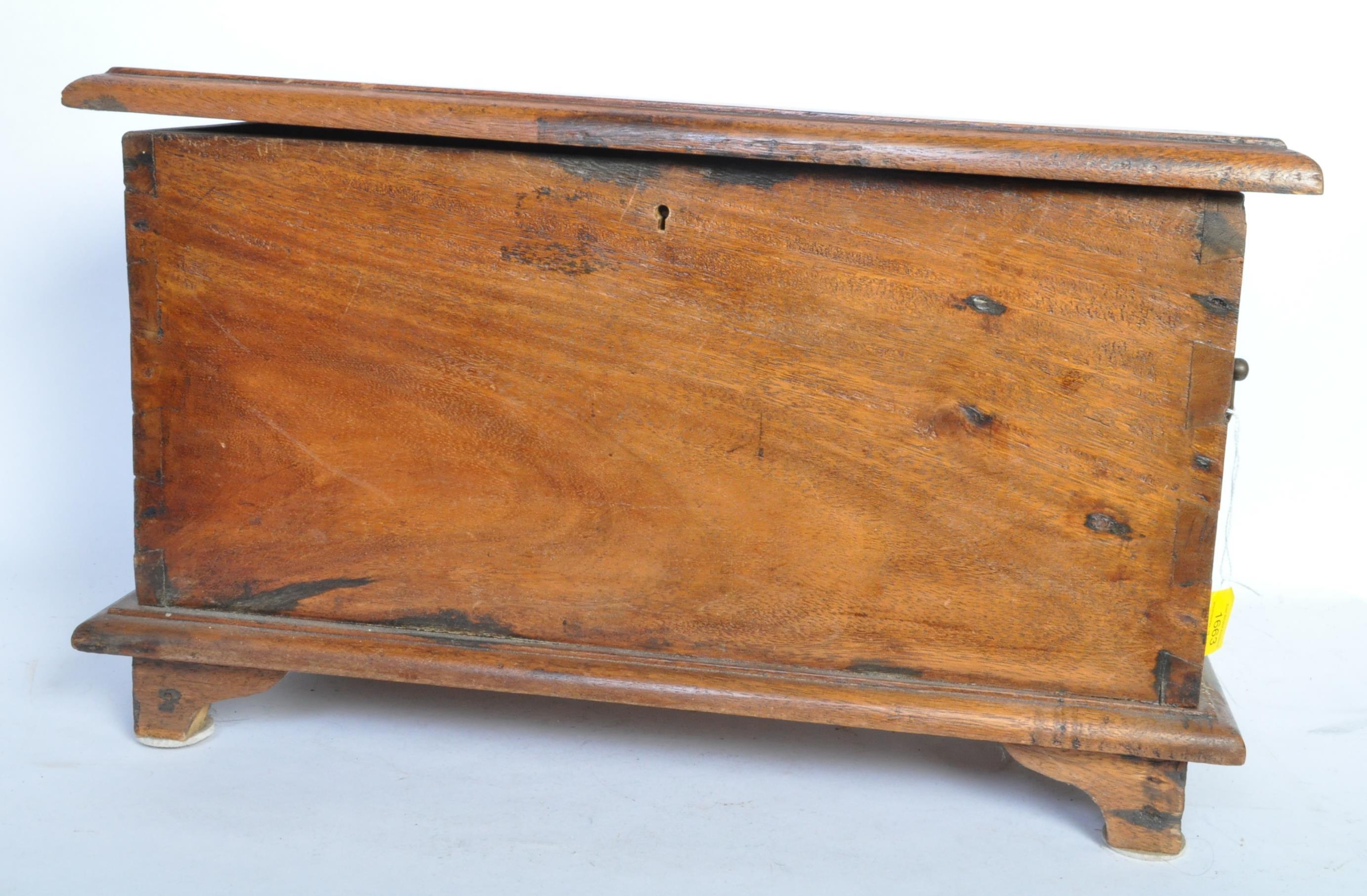 19TH CENTURY COUNTRY MAHOGANY COFFER BOX CHEST