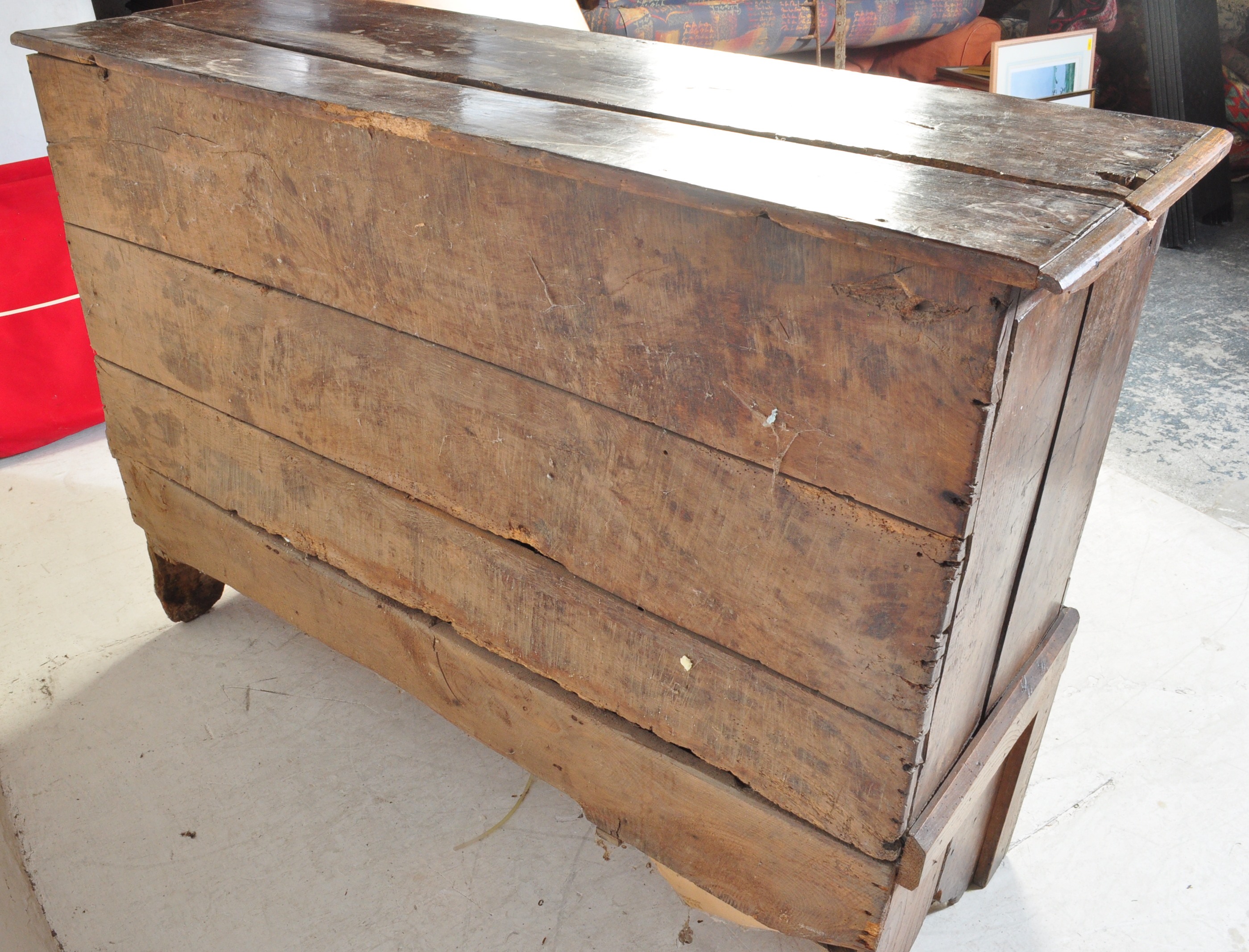 17TH CENTURY COUNTRY OAK MULE CHEST COFFER CHEST - Image 11 of 12