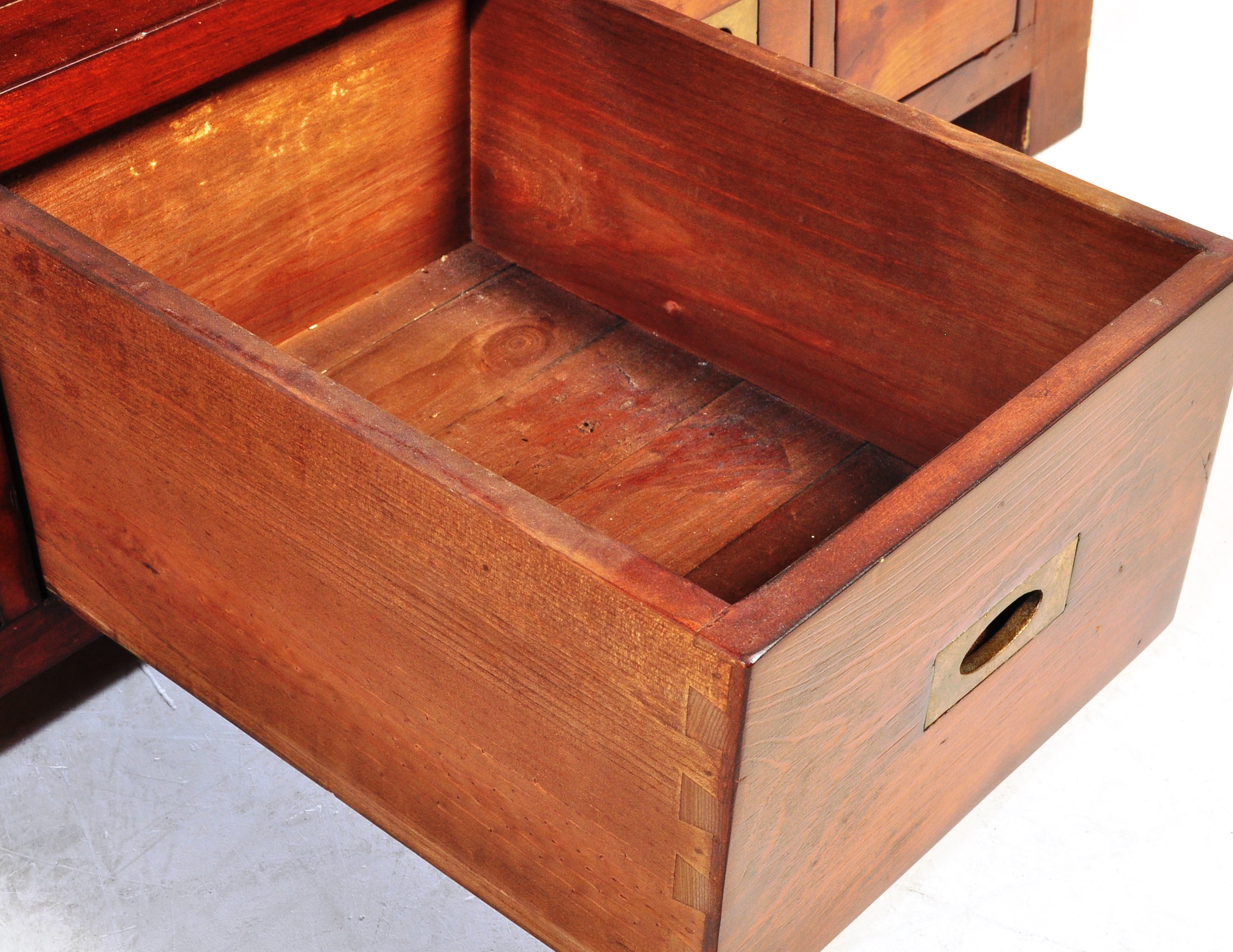 20TH CENTURY EXOTIC HARDWOOD SIDEBOARD CREDENZA - Image 6 of 8