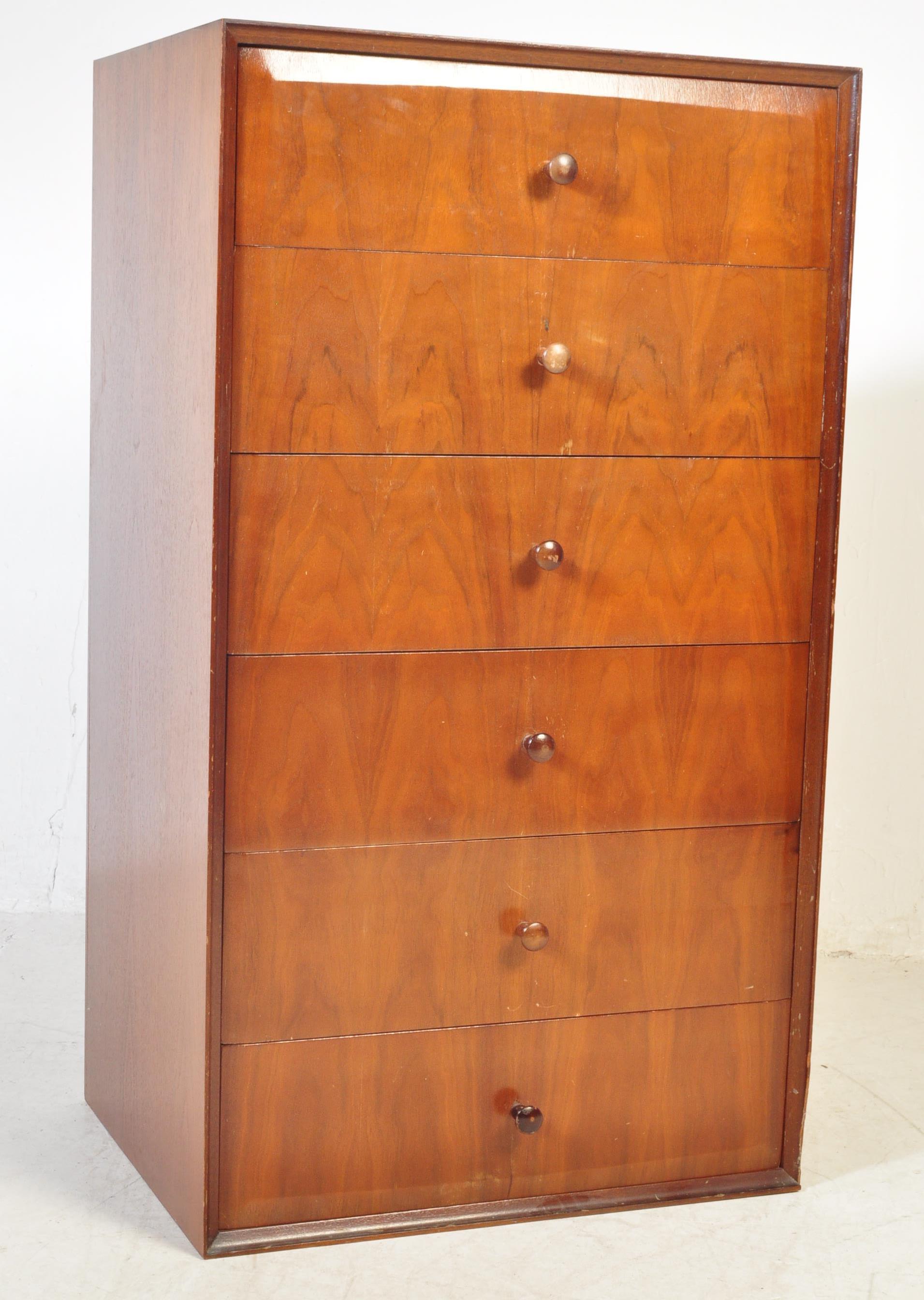 VINTAGE MEREDEW MAHOGANY CHEST OF DRAWERS