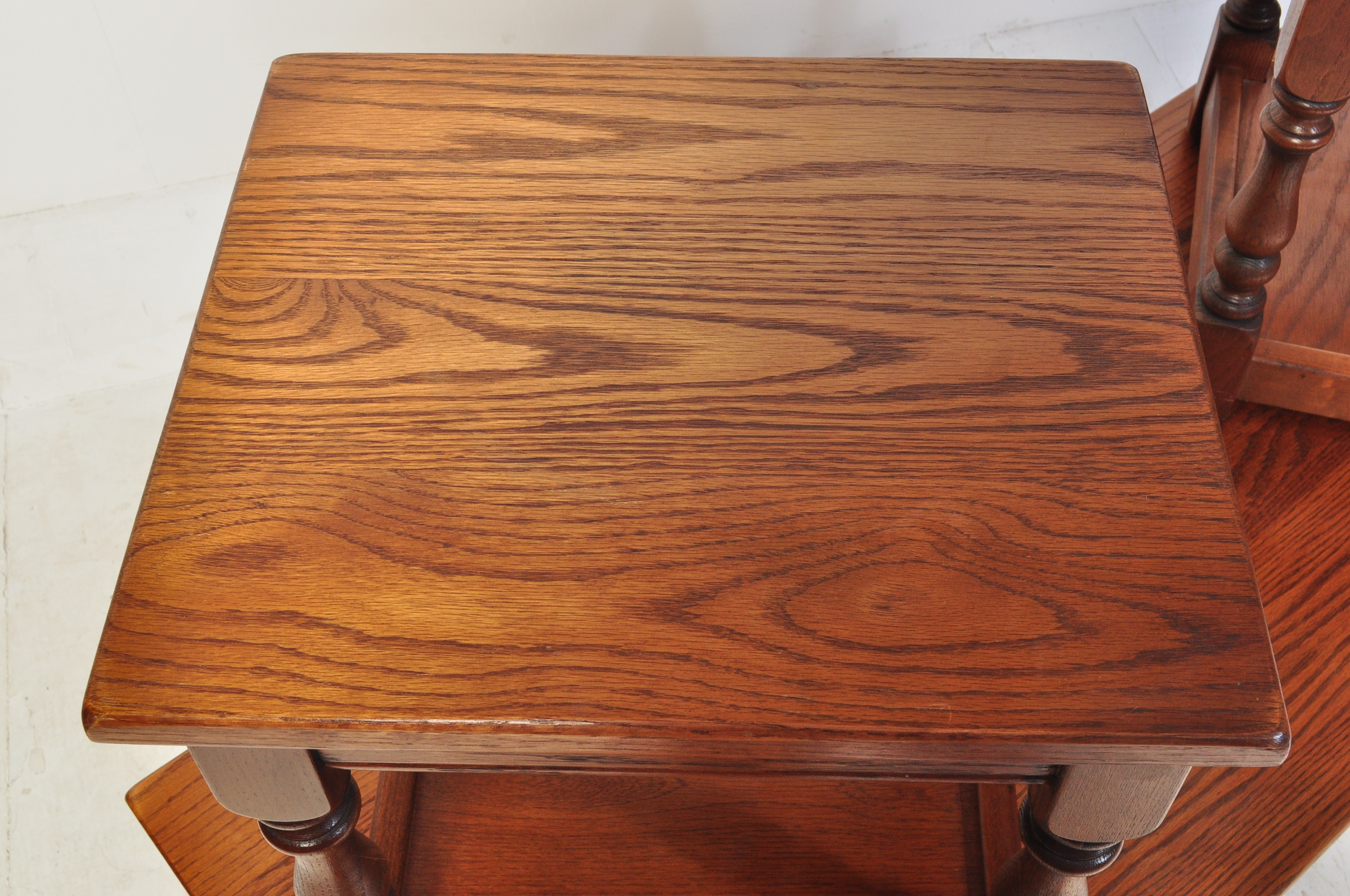 VINTAGE OLD CHARM OAK COFFEE TABLE / NEST OF TABLES - Image 9 of 10