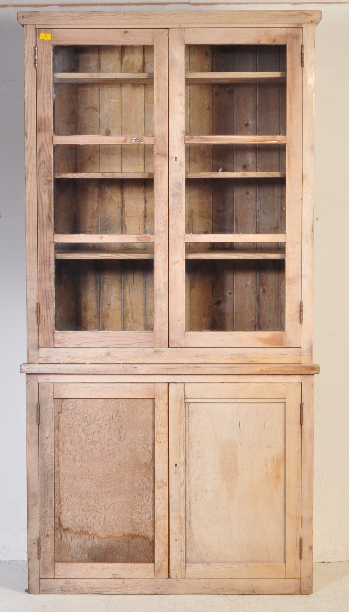 VINTAGE COUNTRY PINE FARMHOUSE DRESSER CABINET - Image 2 of 8