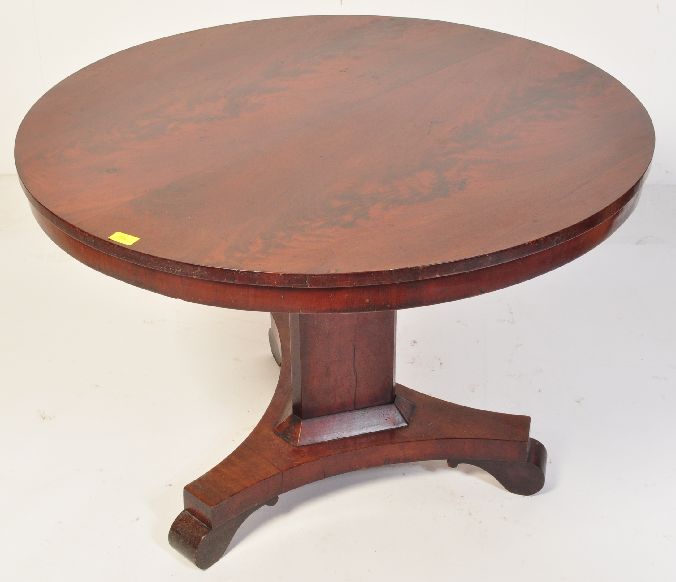 19TH CENTURY WILLIAM IV ROSEWOOD TILT TOP LOO TABLE