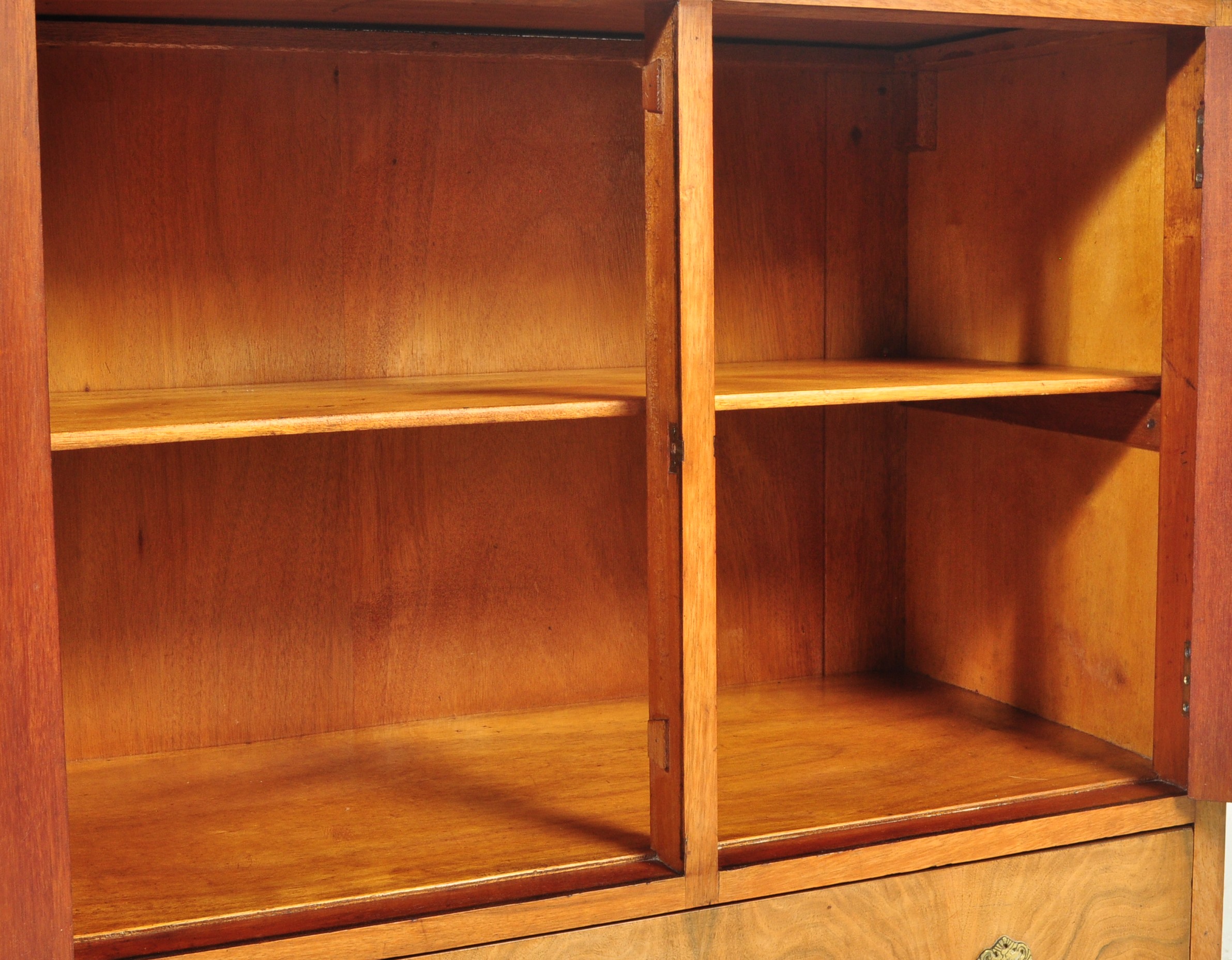 ART DECO 1930S WALNUT TALLBOY CHEST OF DRAWERS - Image 7 of 9