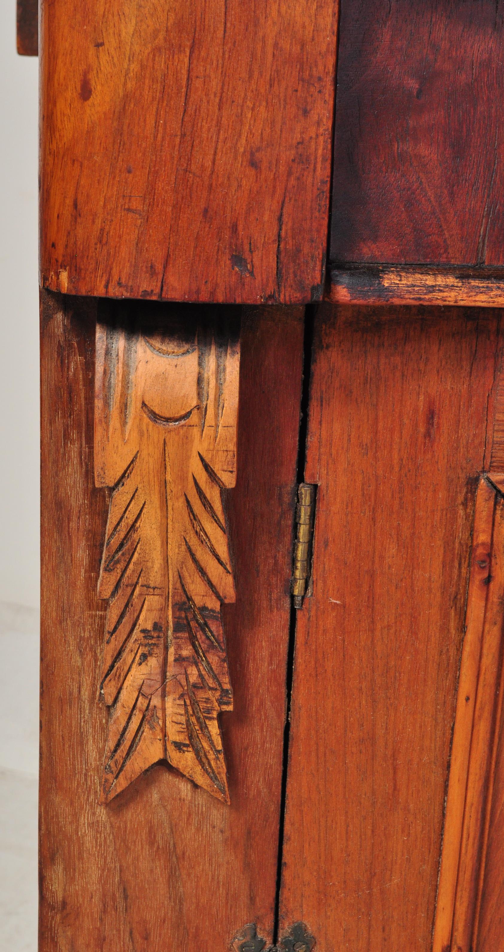 19TH CENTURY VICTORIAN MAHOGANY CHIFFONIER / CREDENZA - Image 6 of 12