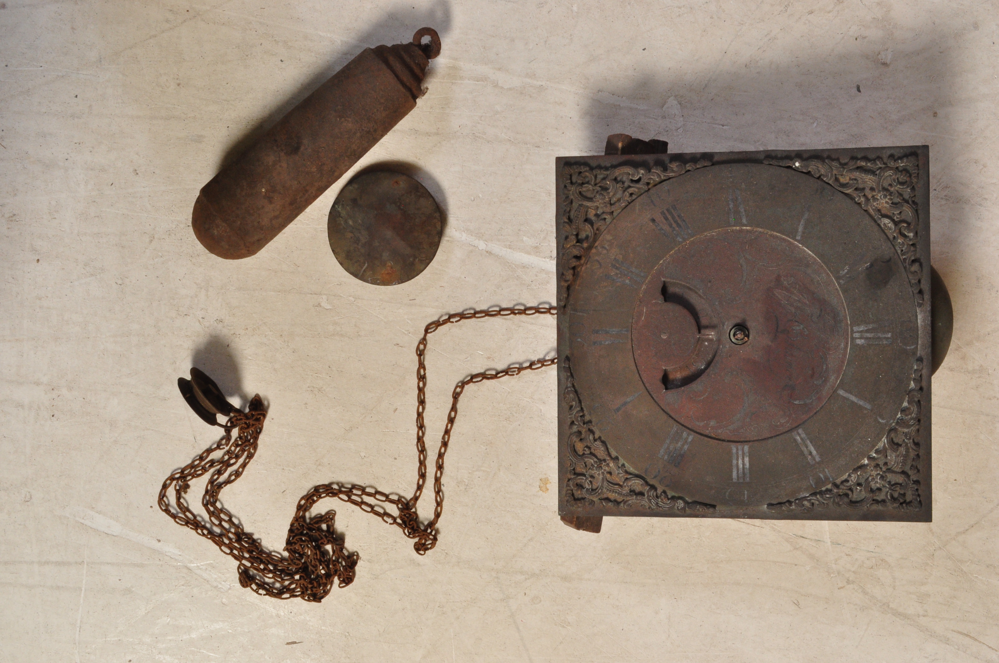 18TH CENTURY BRASS LONG CASE CLOCK MOVEMENT - Image 2 of 3