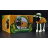 SHAUN THE SHEEP - SHAUN IN THE CITY COLLECTABLE FIGURINE