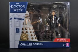 DOCTOR WHO - SOPHIE ALDRED (ACE) - SIGNED ACTION FIGURE