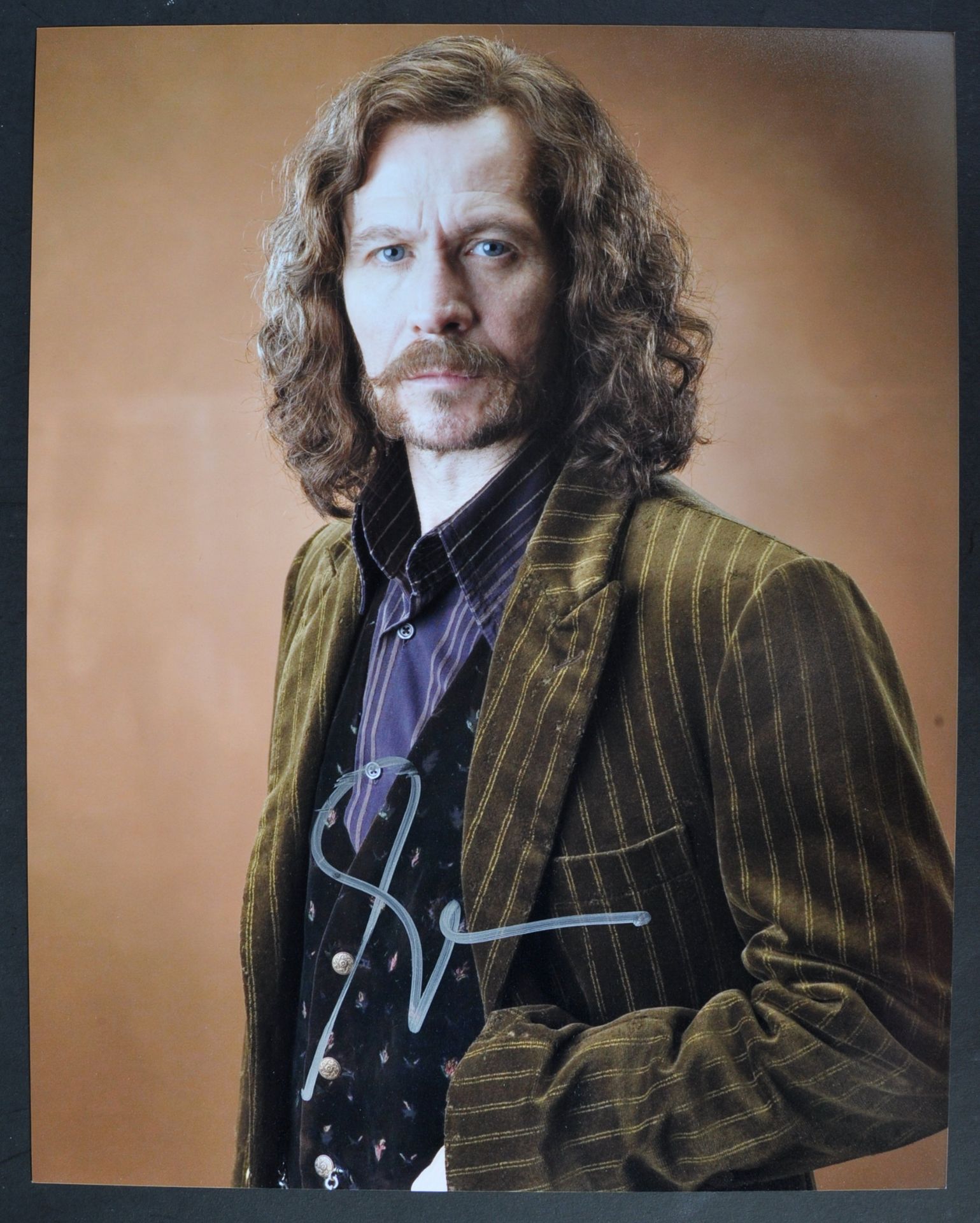 GARY OLDMAN - HARRY POTTER - AUTOGRAPHED 11X14" PHOTO - AFTAL