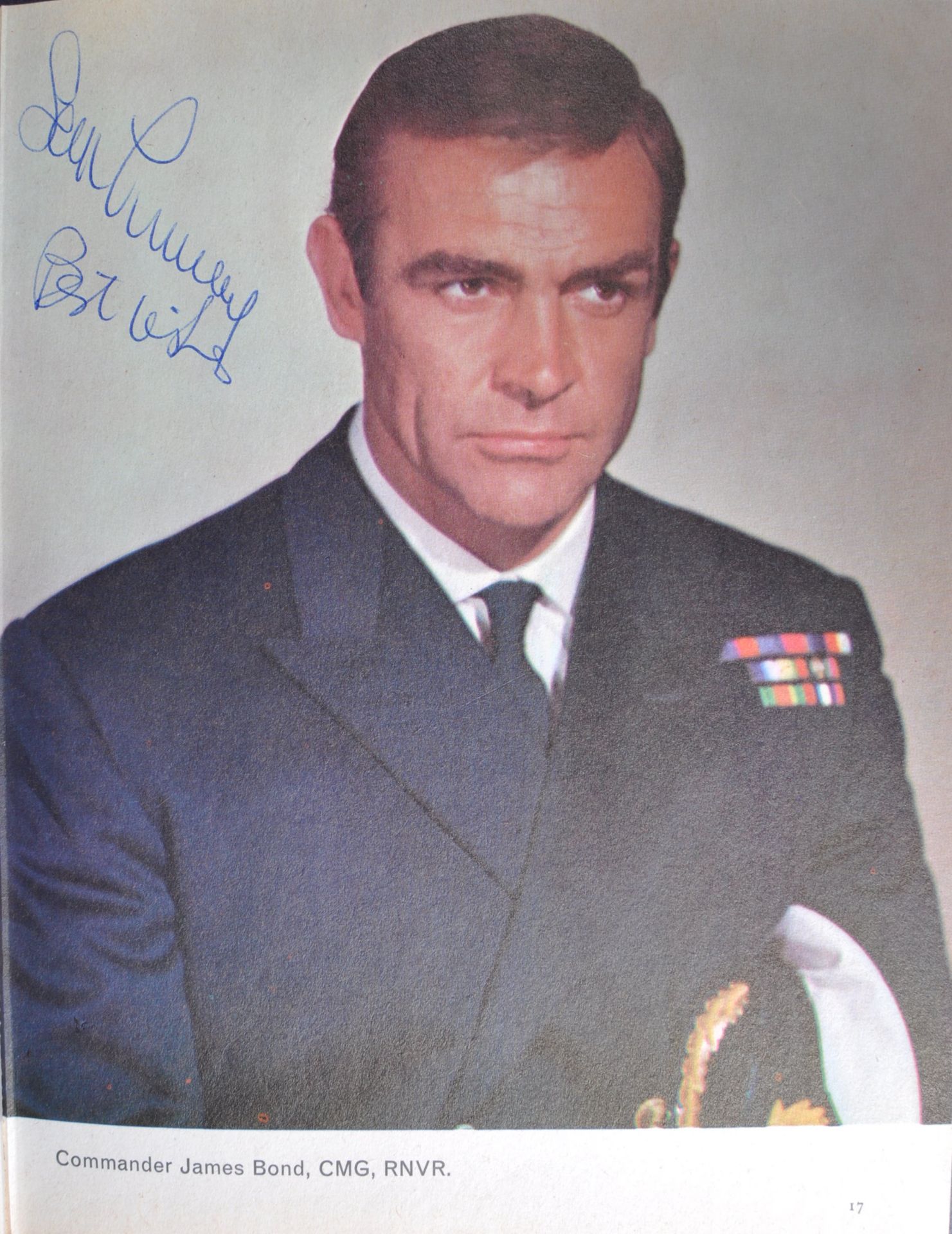 JAMES BOND - SEAN CONNERY (1930-2020) - SIGNED VINTAGE BOND ANNUAL