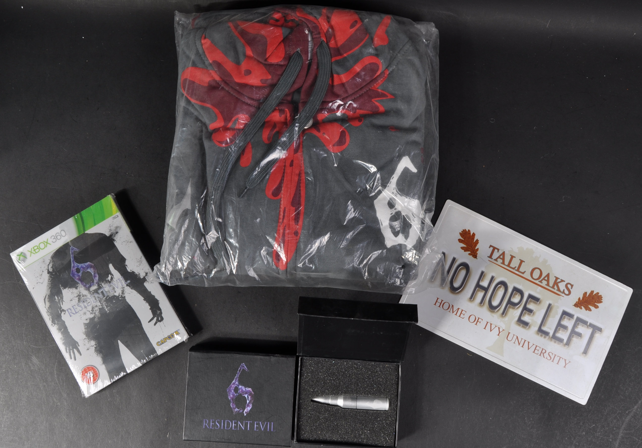 GAMING - RESIDENT EVIL 6 - XBOX 360 - WITH EXCLUSIVE GIFTS