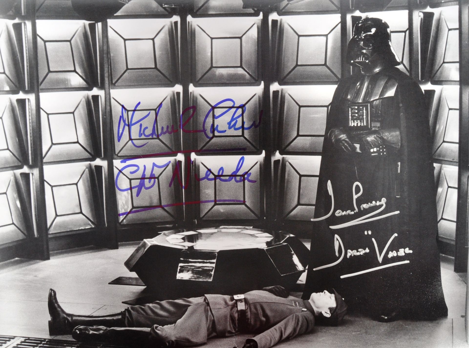 STAR WARS - DAVE PROWSE & MICHAEL CULVER SIGNED 16X12" PHOTO