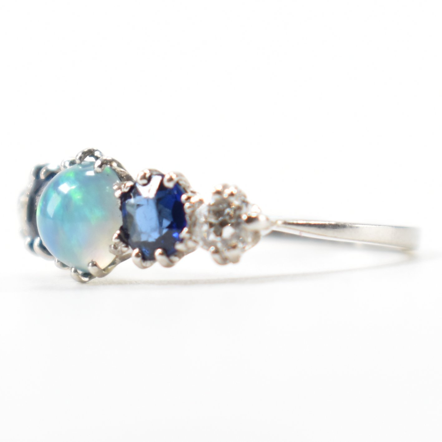 VINTAGE PLATINUM OPAL DIAMOND & SAPPHIRE 5 STONE RING - Image 7 of 8